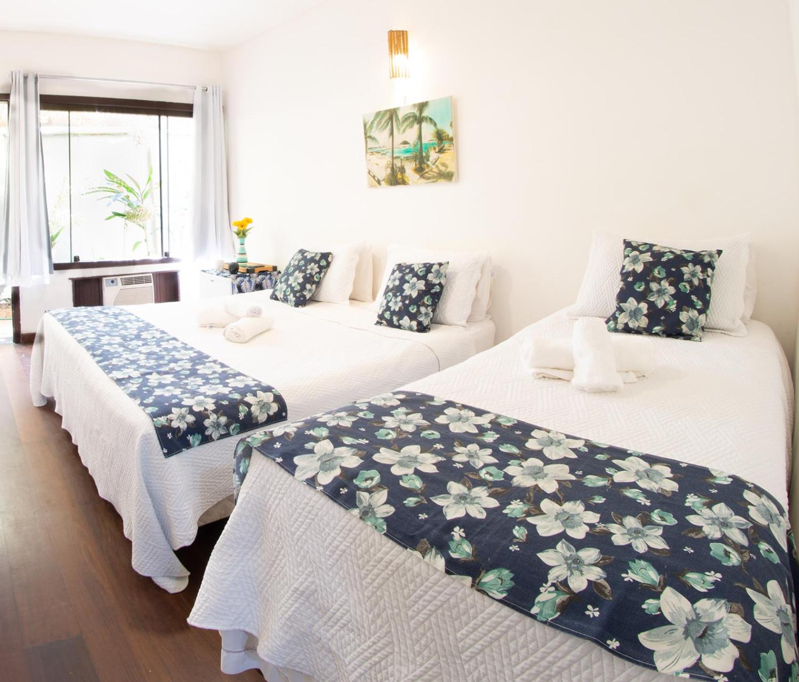 Suite - Photo 1