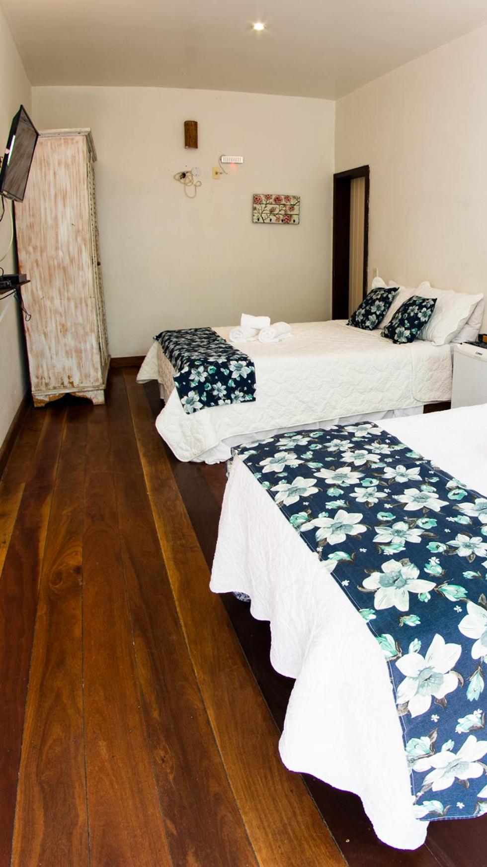 Family Room - Photo 10