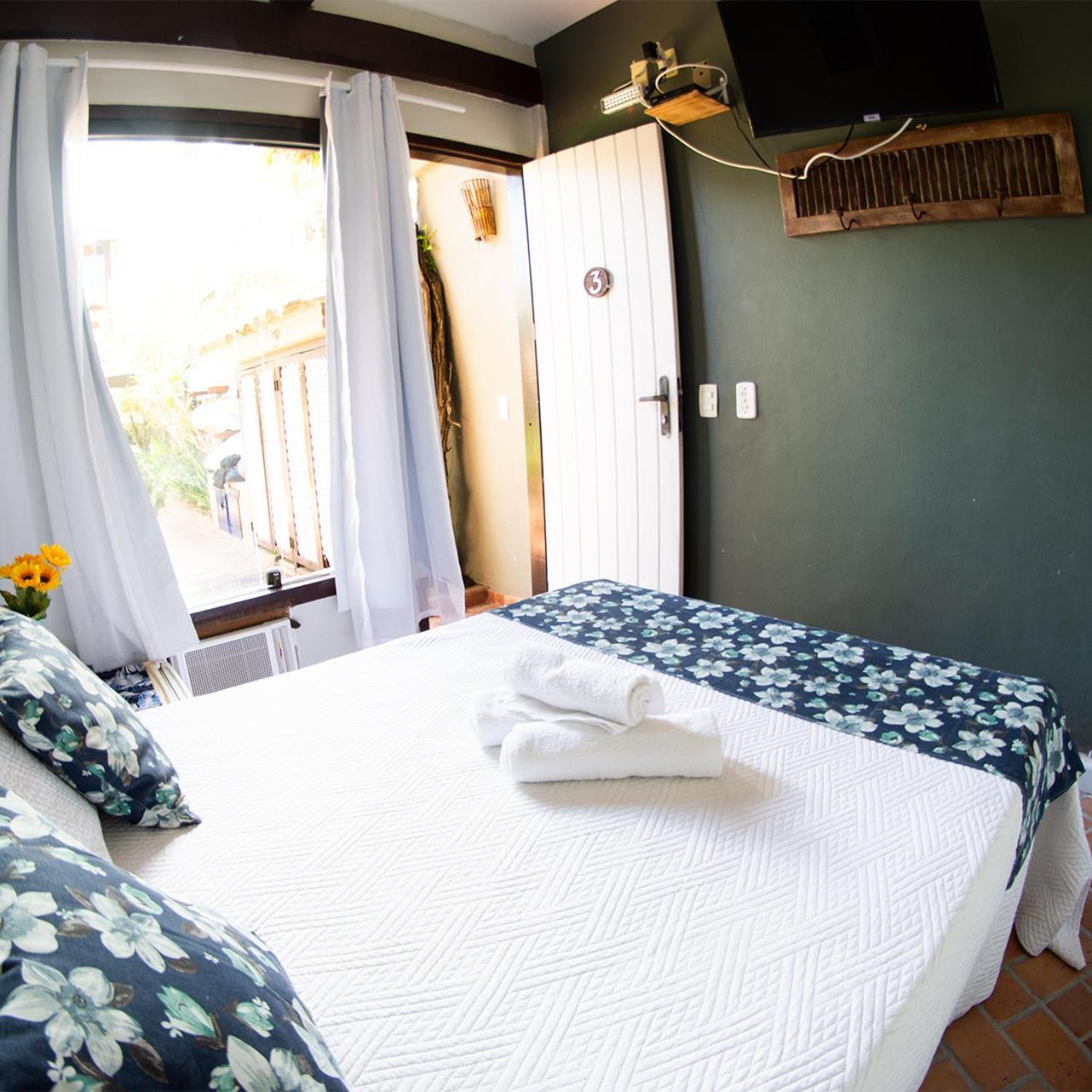 Standard Double Room - Photo 2