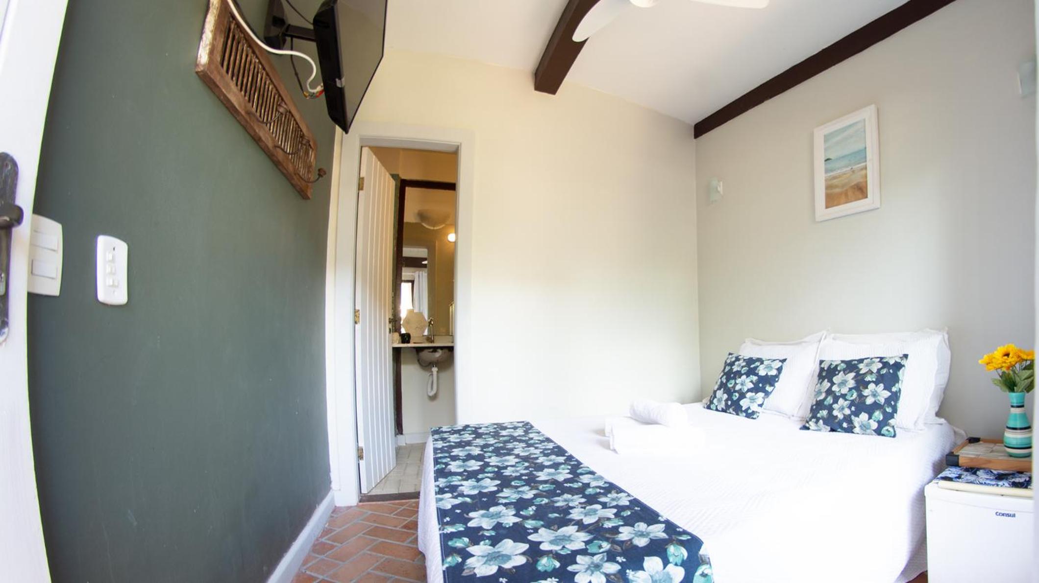 Standard Double Room - Photo 1