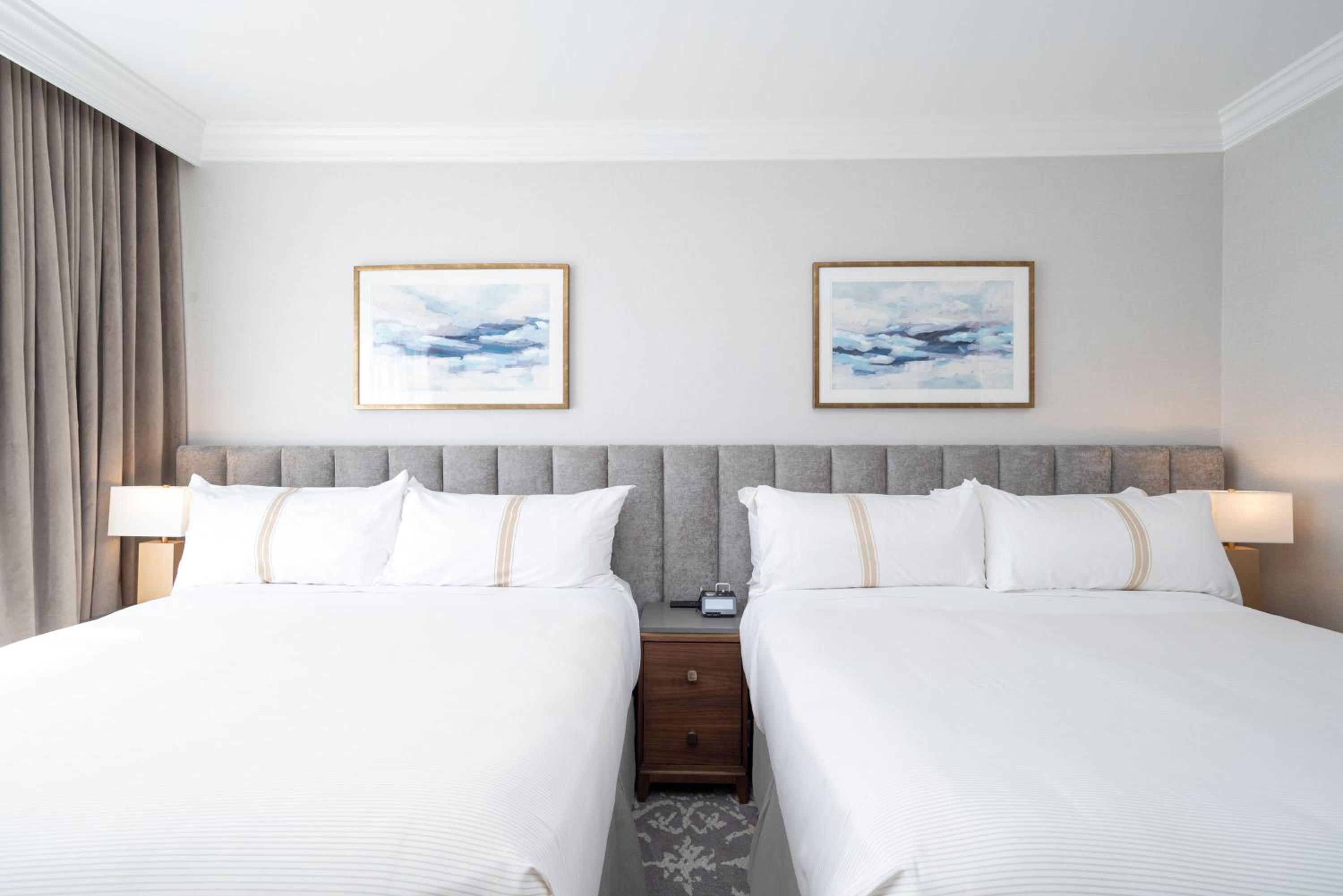 Deluxe Room, 2 Queen Beds - Photo 7