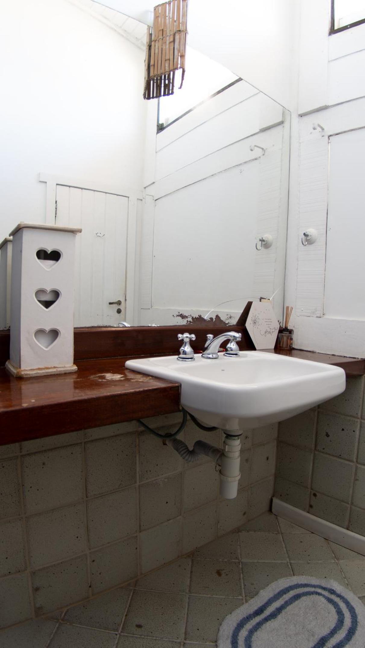 Suite with Sea View - Photo 13