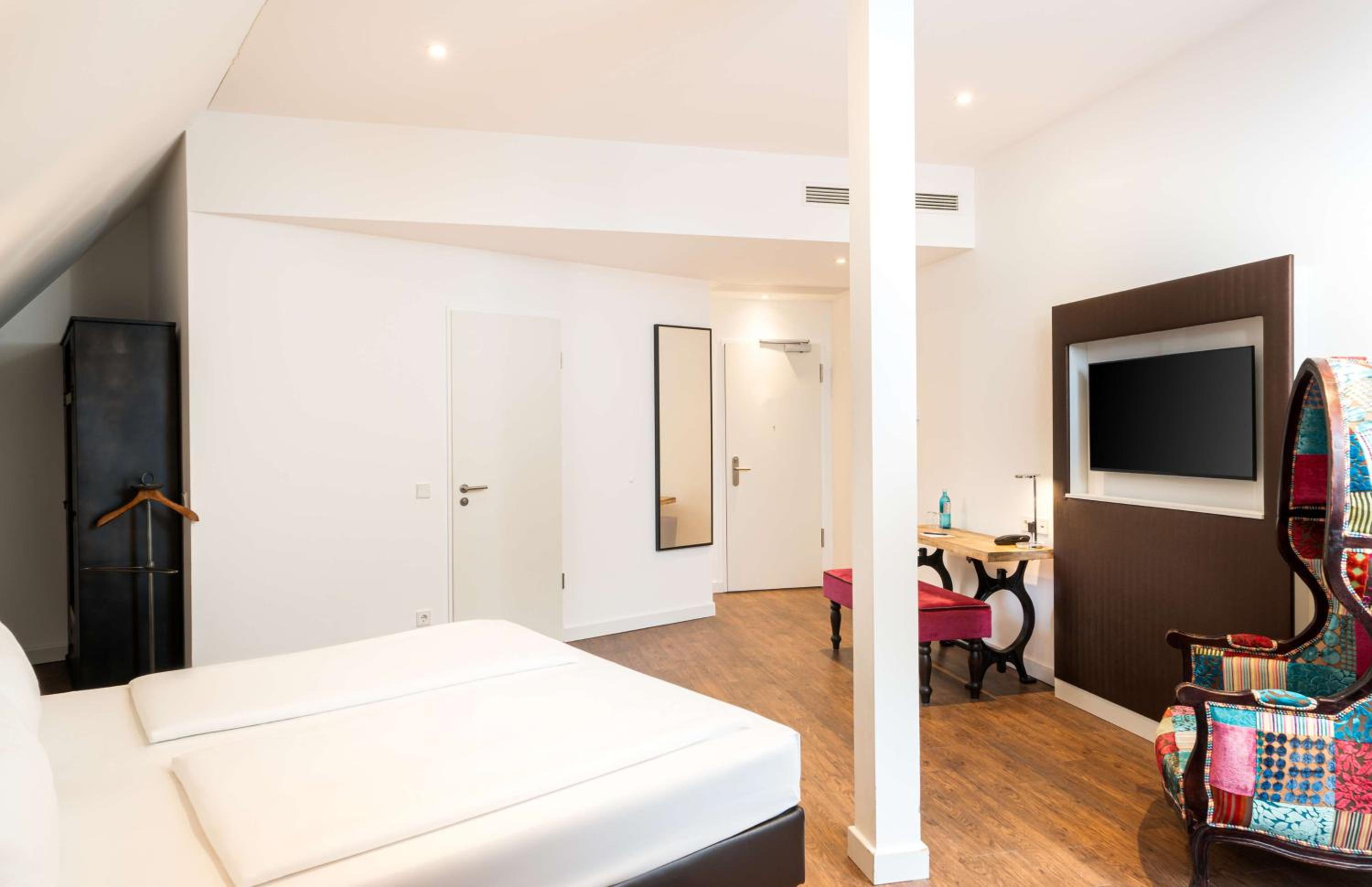 Superior Triple Room photo 3
