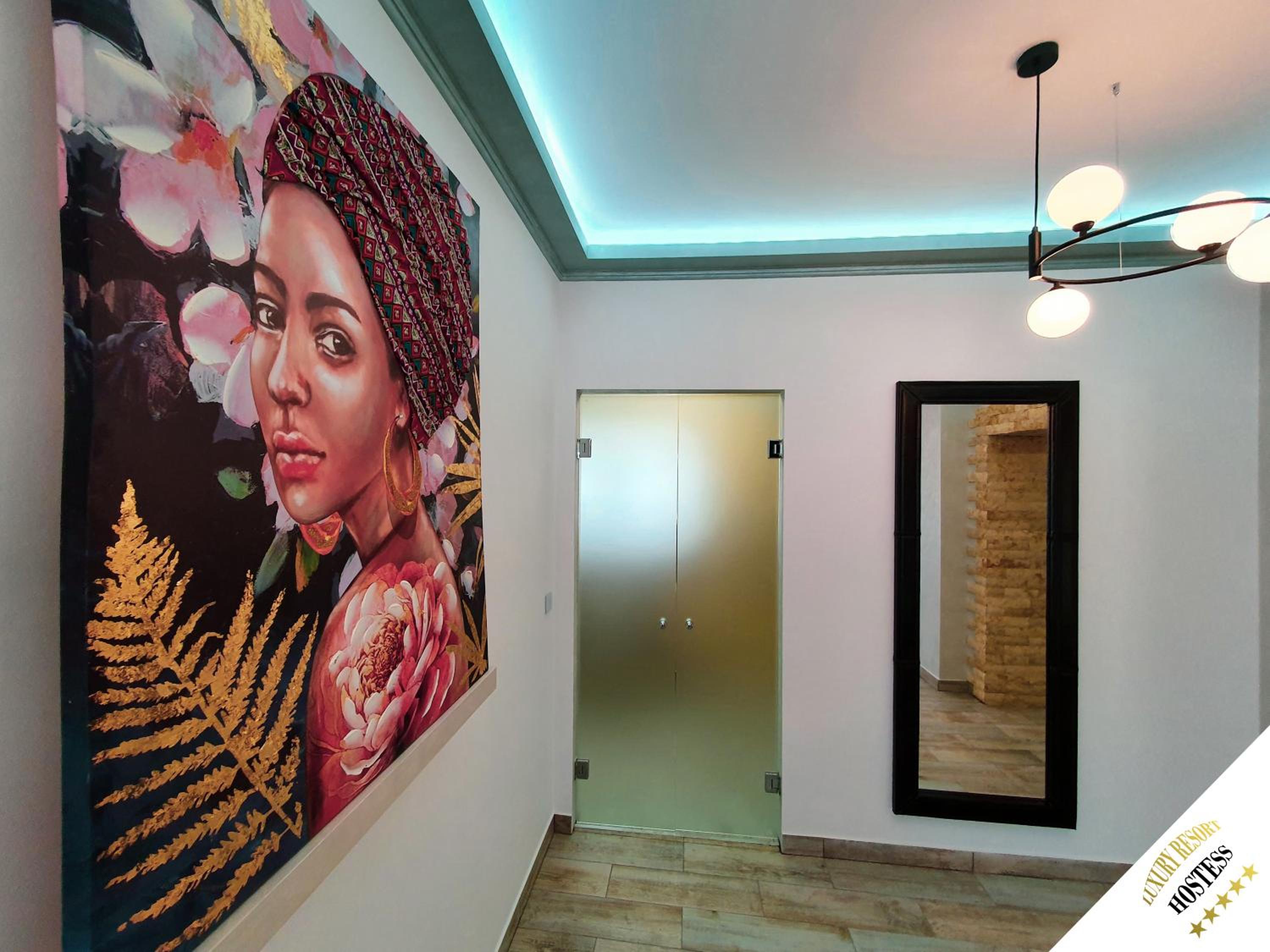One-Bedroom Apartment - Photo 4