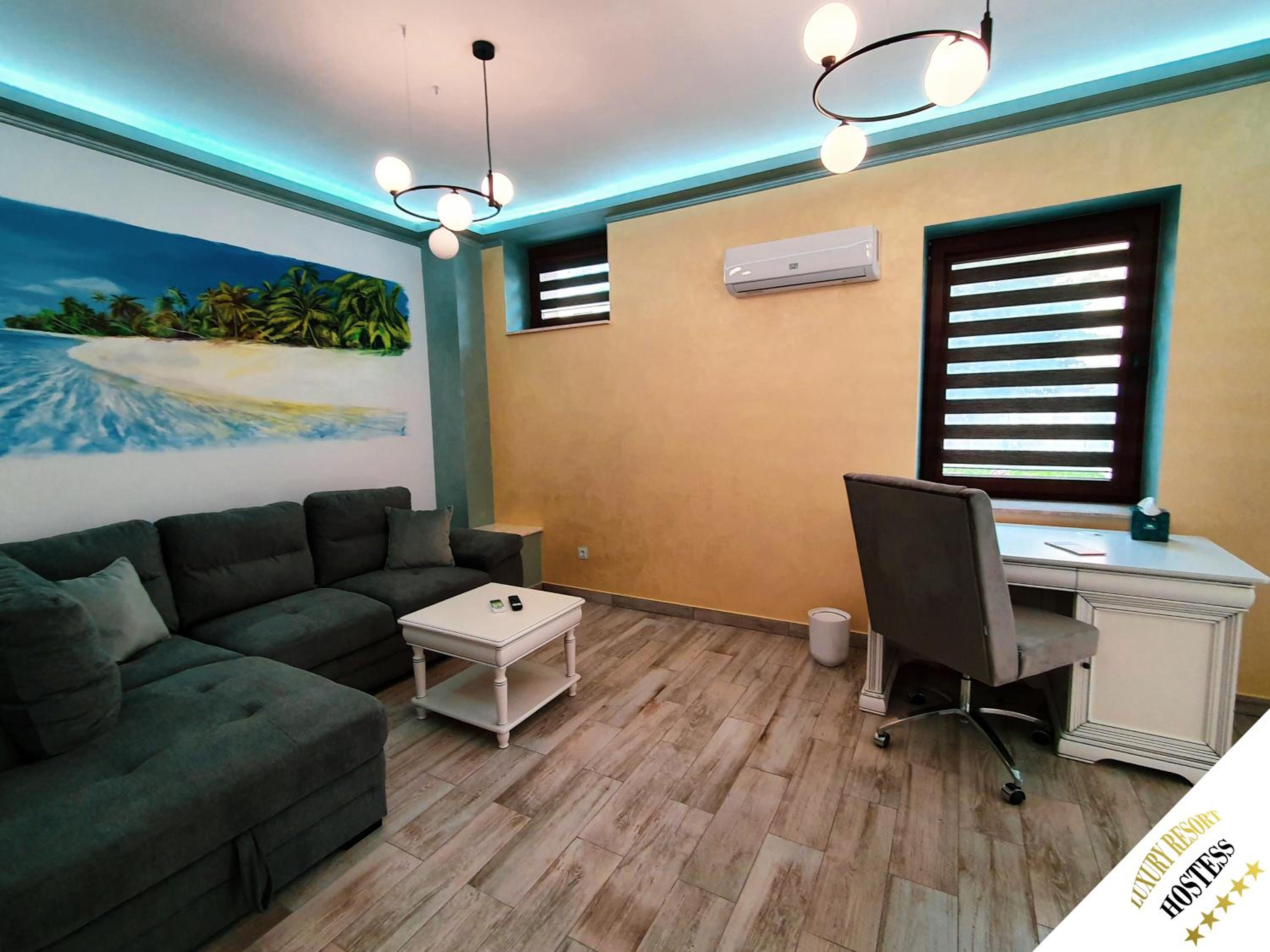 One-Bedroom Apartment - Photo 11