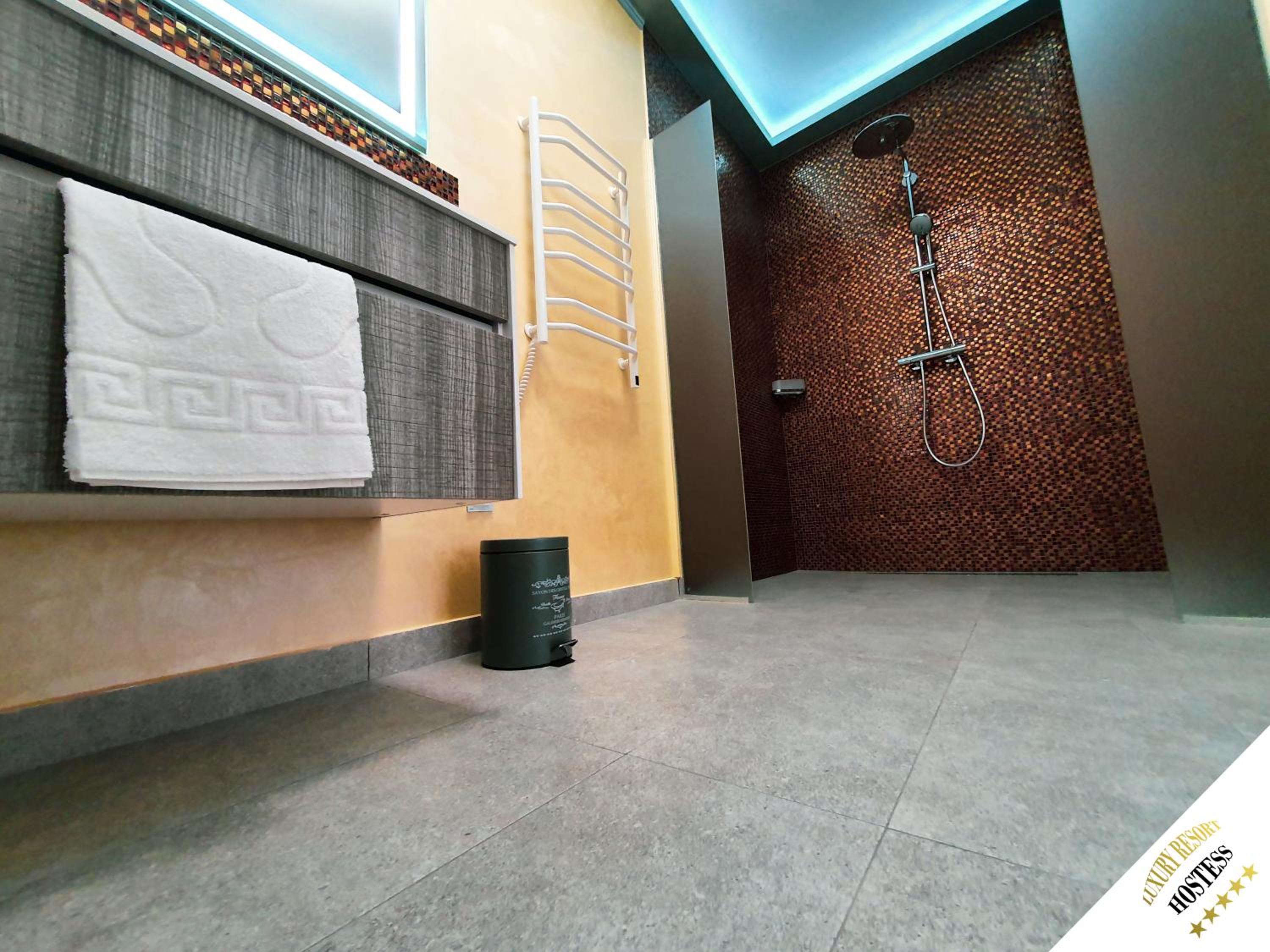One-Bedroom Apartment - Photo 24