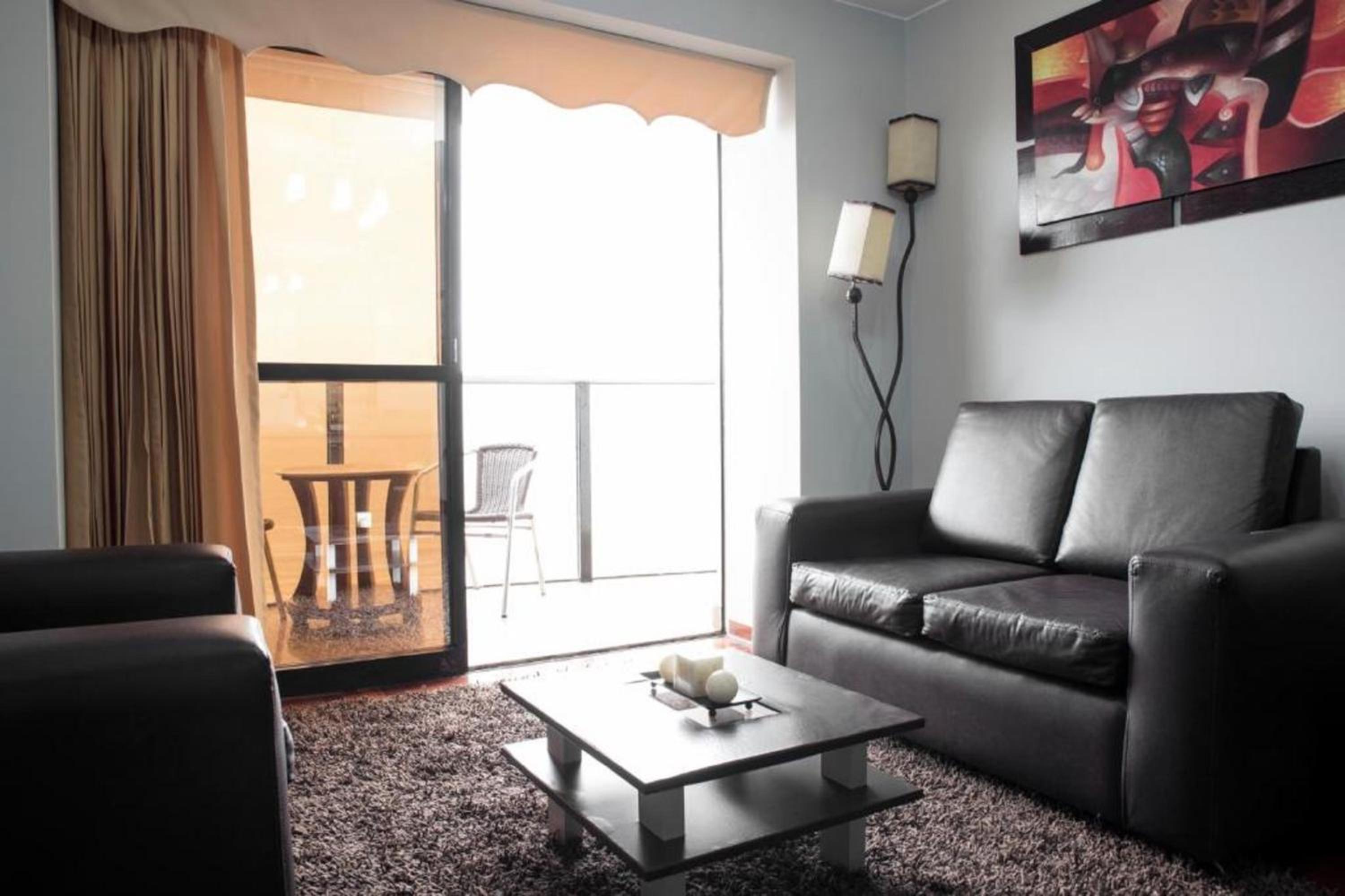 Superior King Room With Partial Ocean View Balcony photo 2
