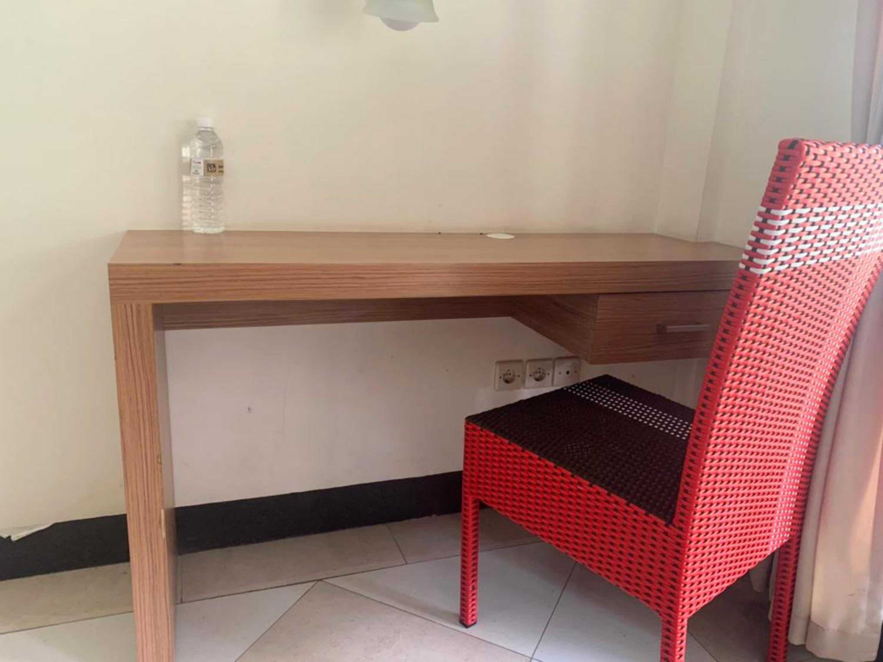 Deluxe Double Room with Balcony - Photo 30