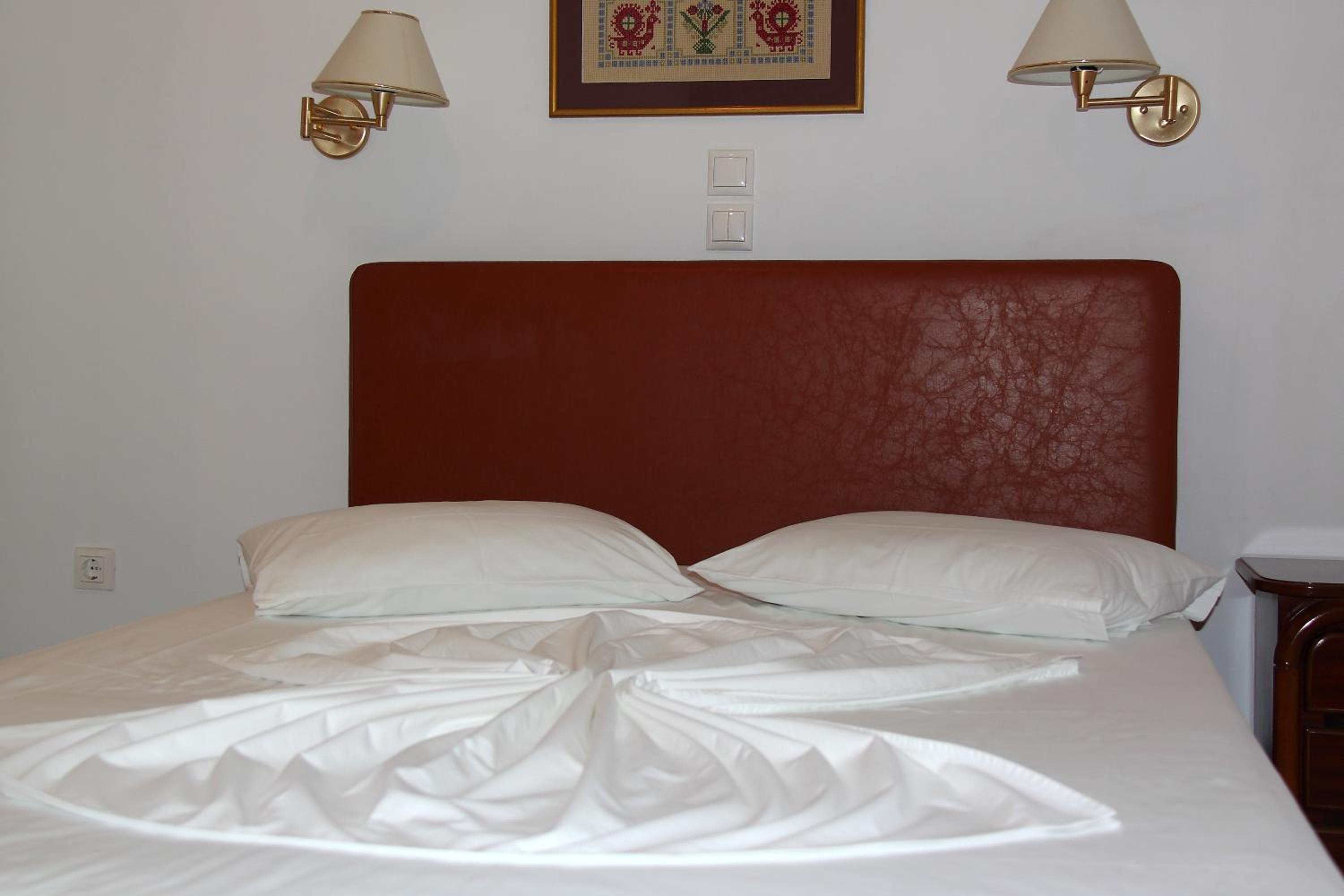 One-Bedroom Apartment (4 Adults)