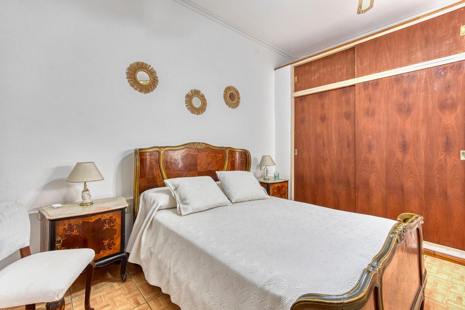 One-Bedroom House photo 2
