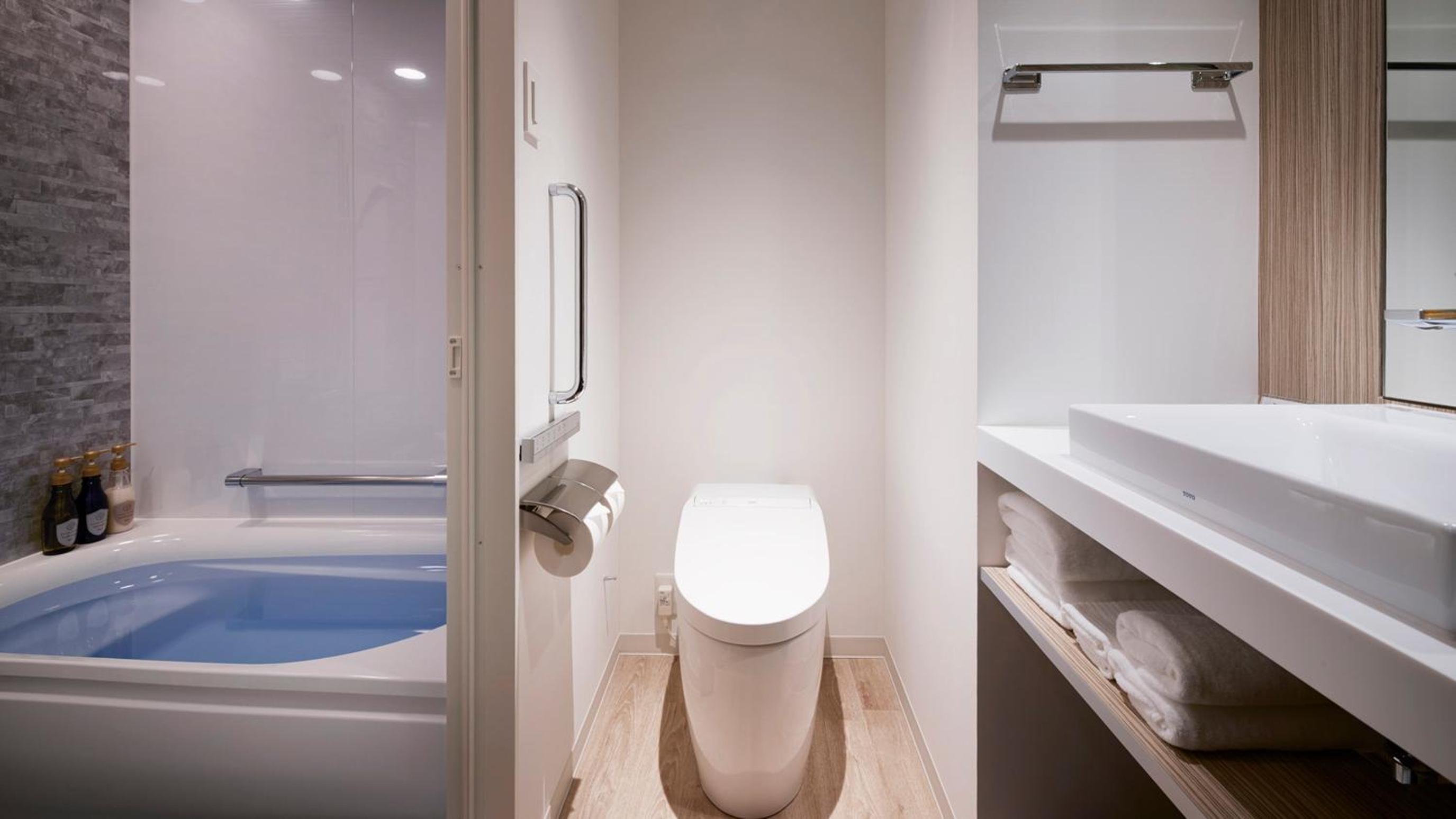 Superior Single - Separate Bathroom & Toilet  - 2 Adult - Non-Smoking thumbnail 5