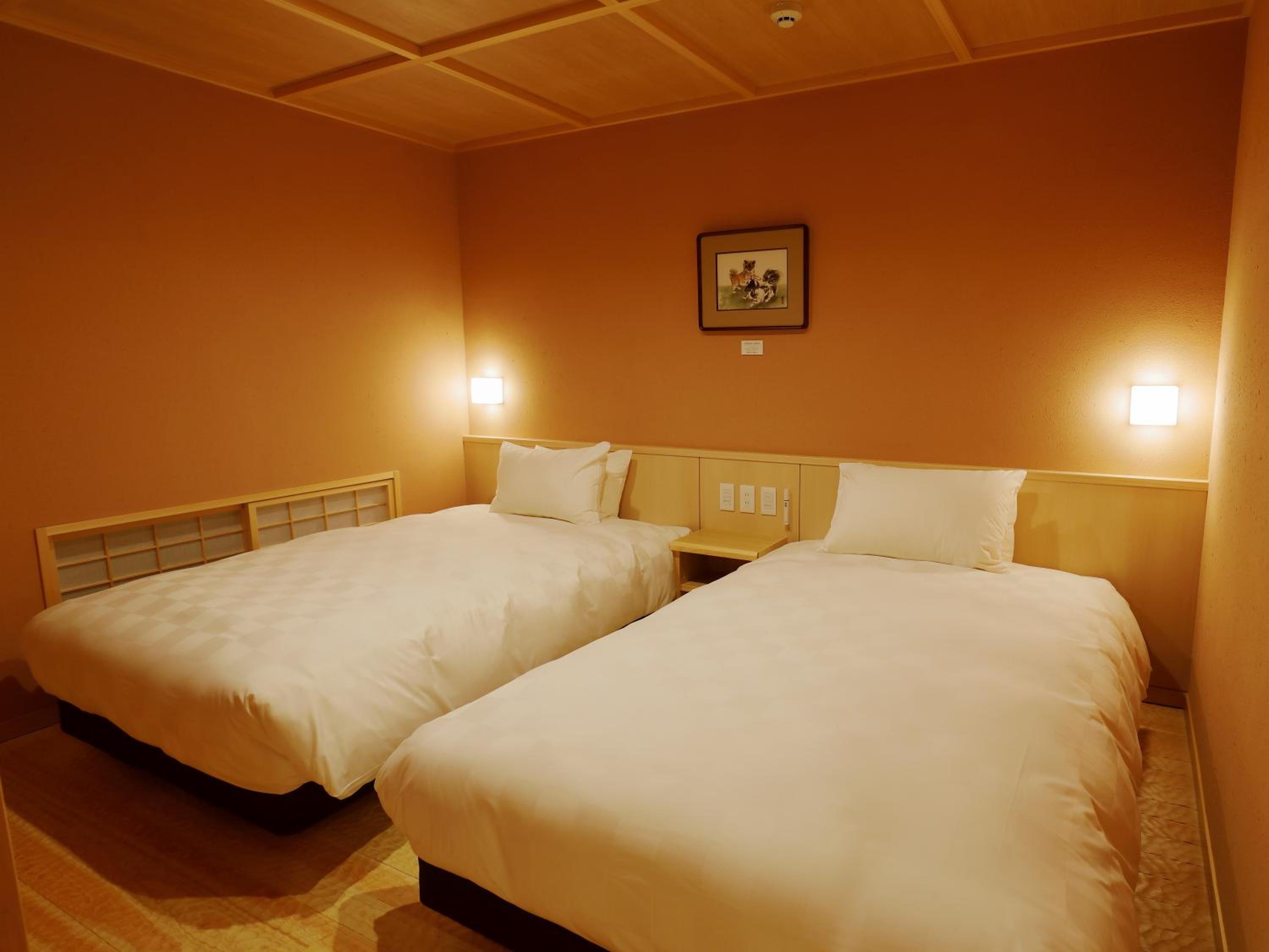 Suite - Photo 2