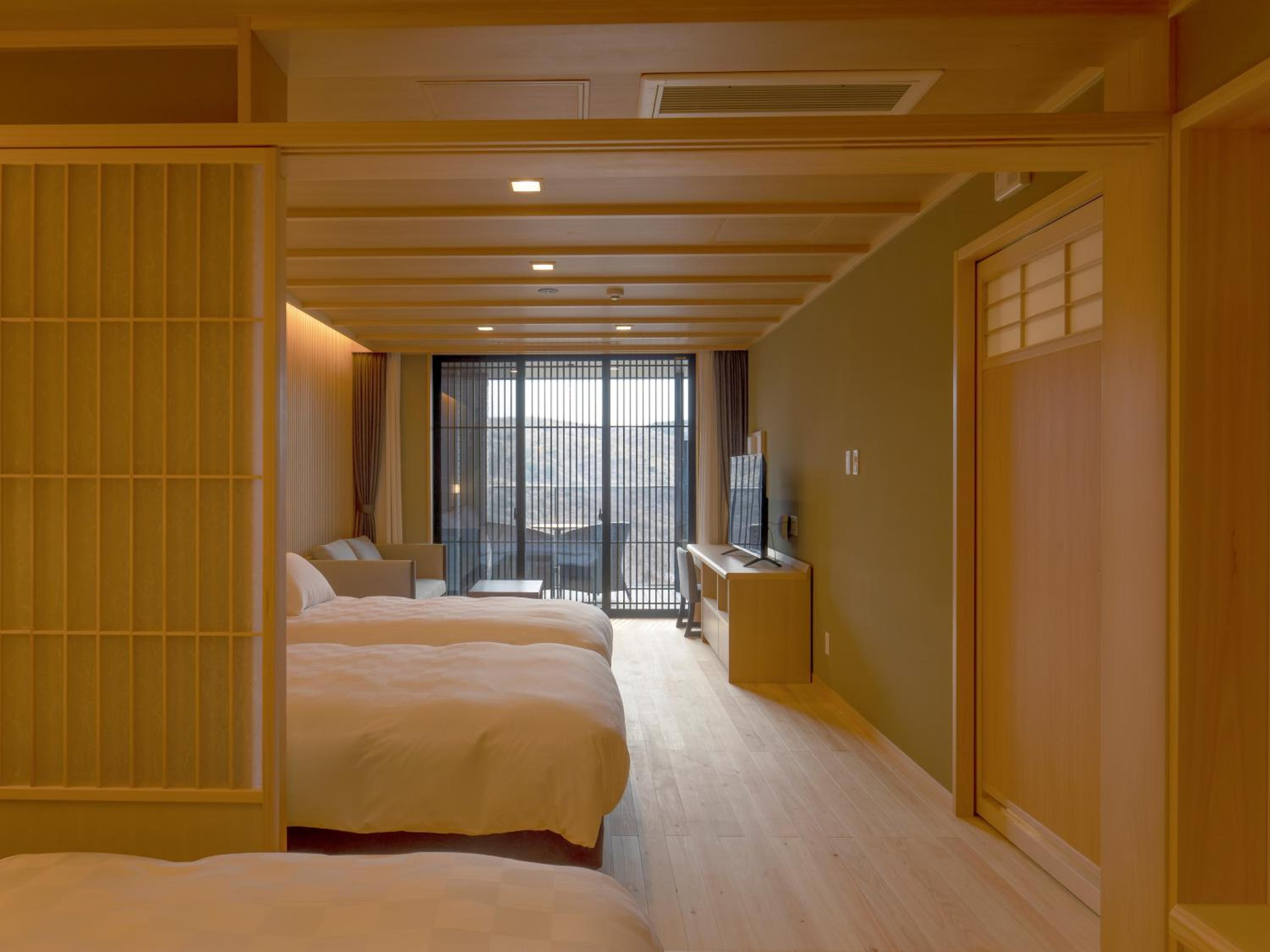 Quadruple Room - Photo 1