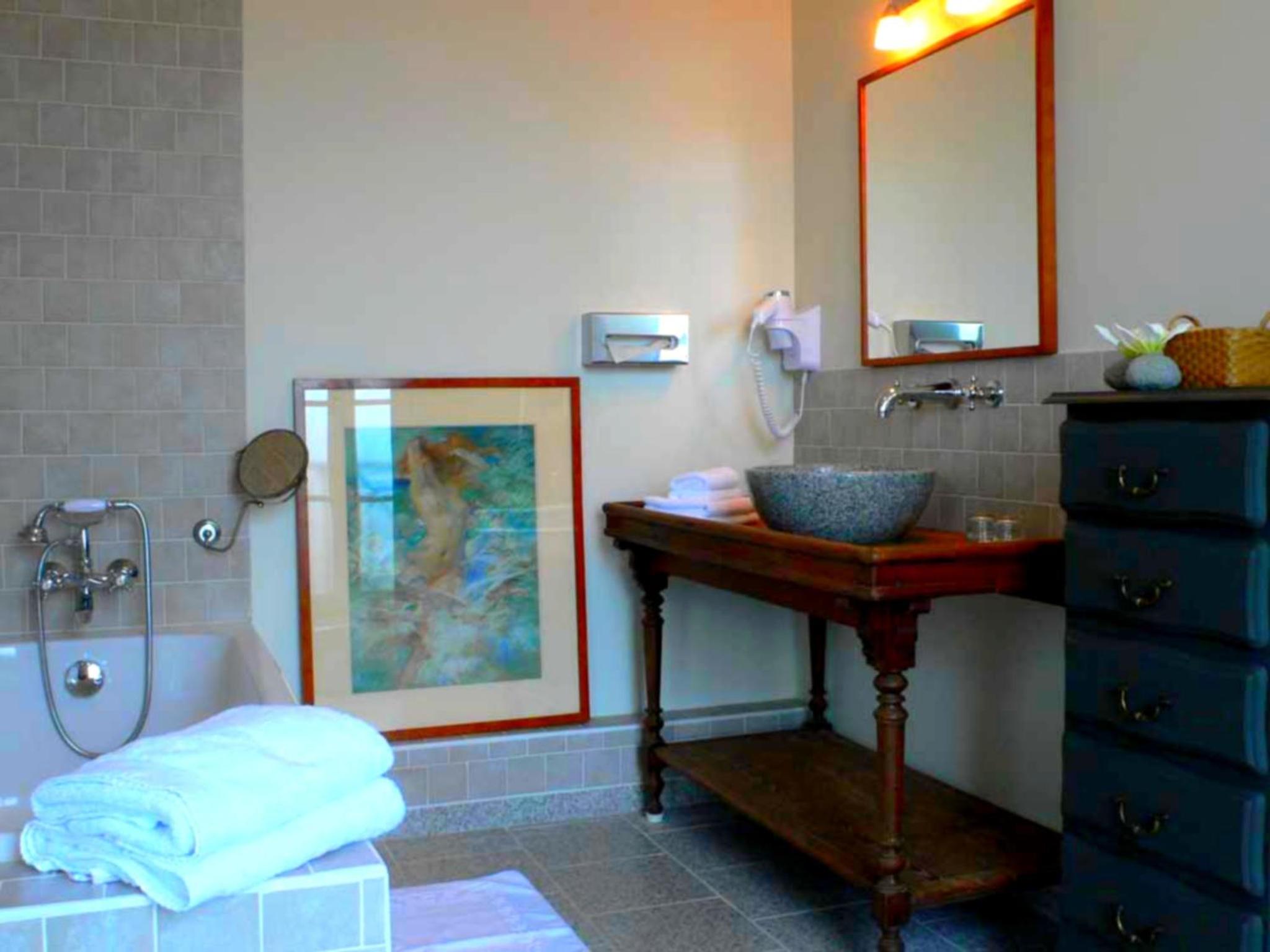 Charming Double Room with Bath photo 3