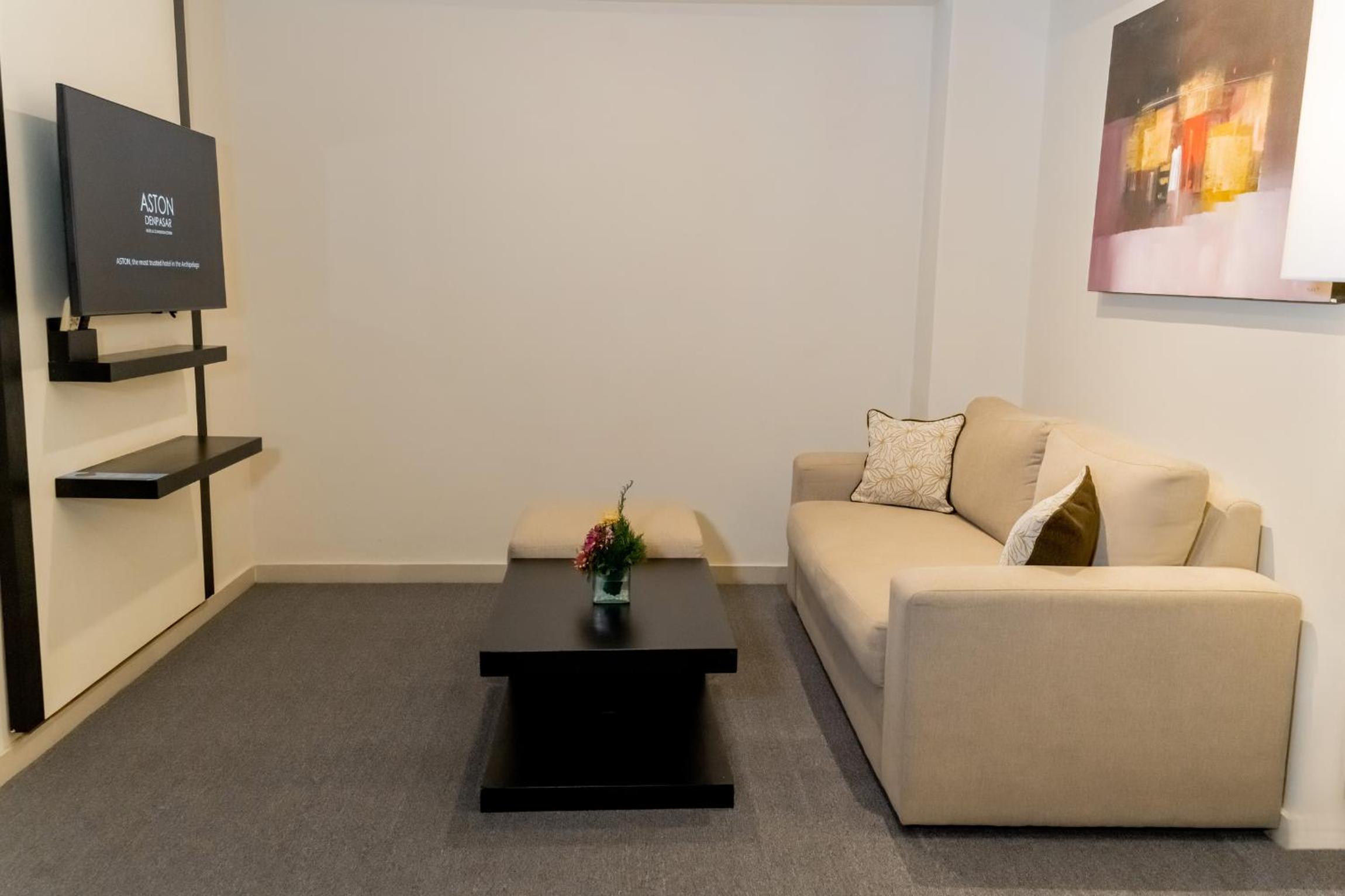 Suite - Photo 4