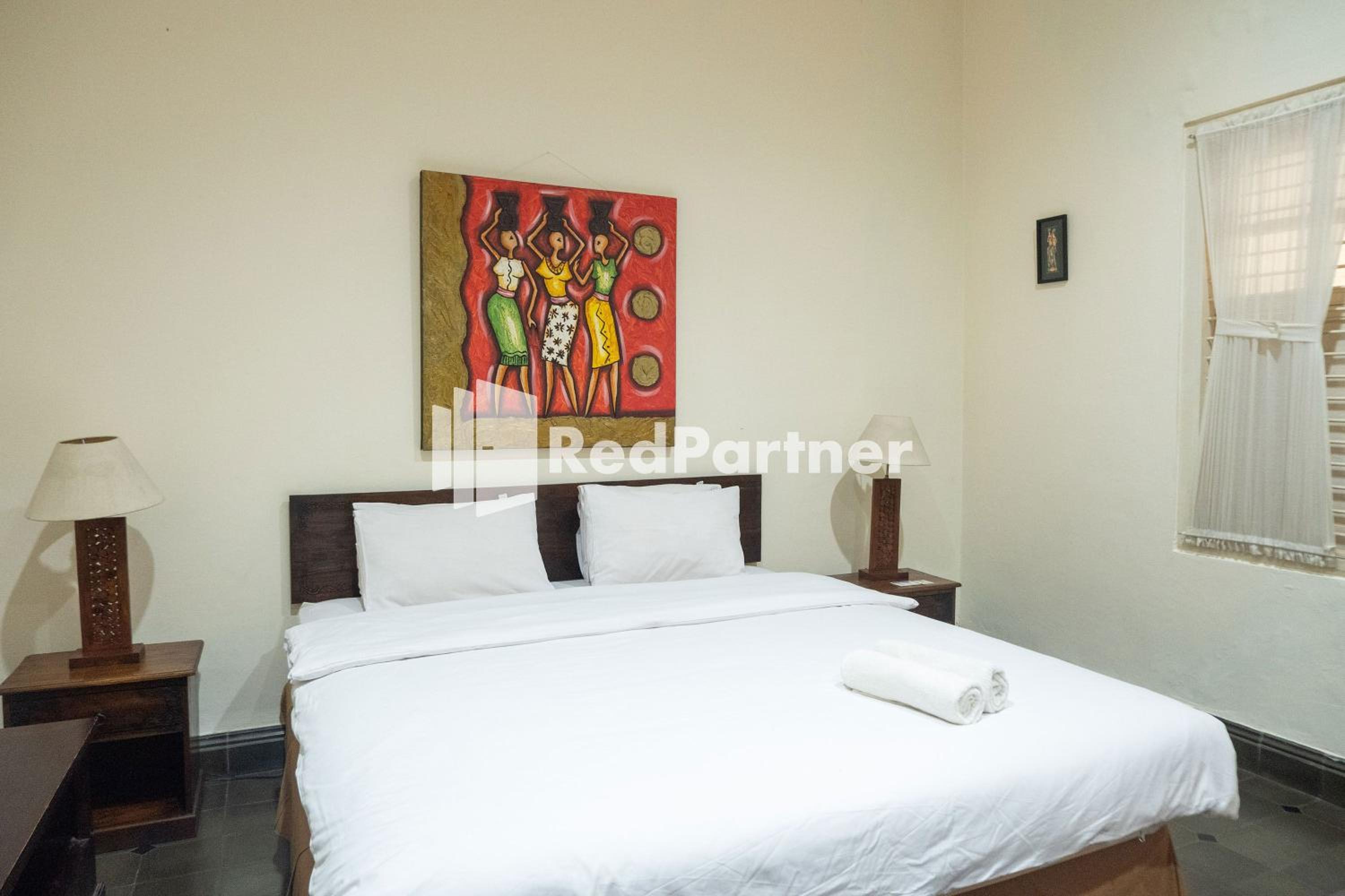 Standard Double Room - Photo 9