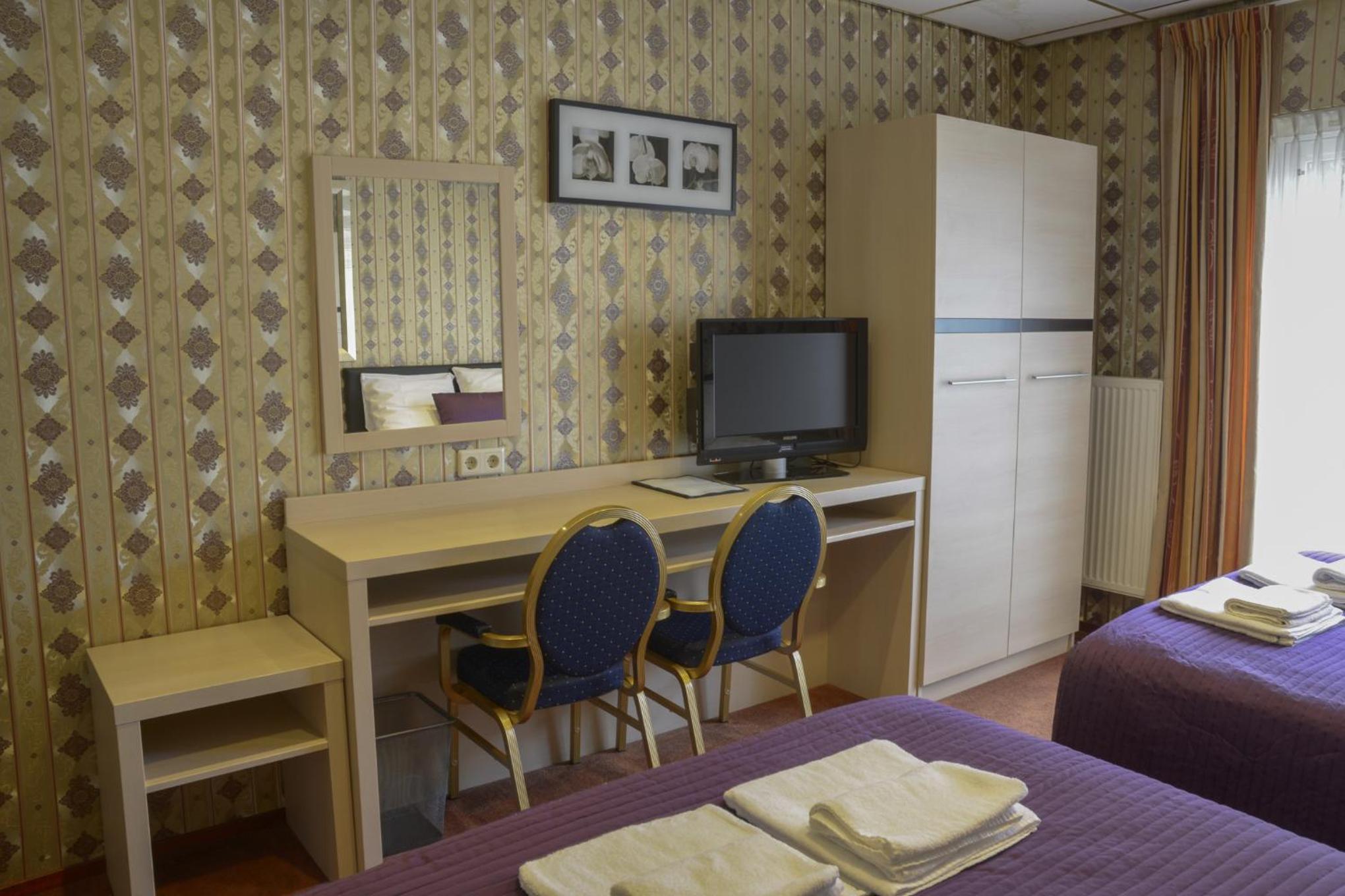 Quadruple Room - Photo 4