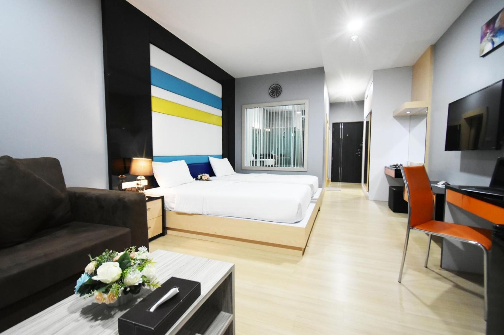 Standard Twin Room photo 2