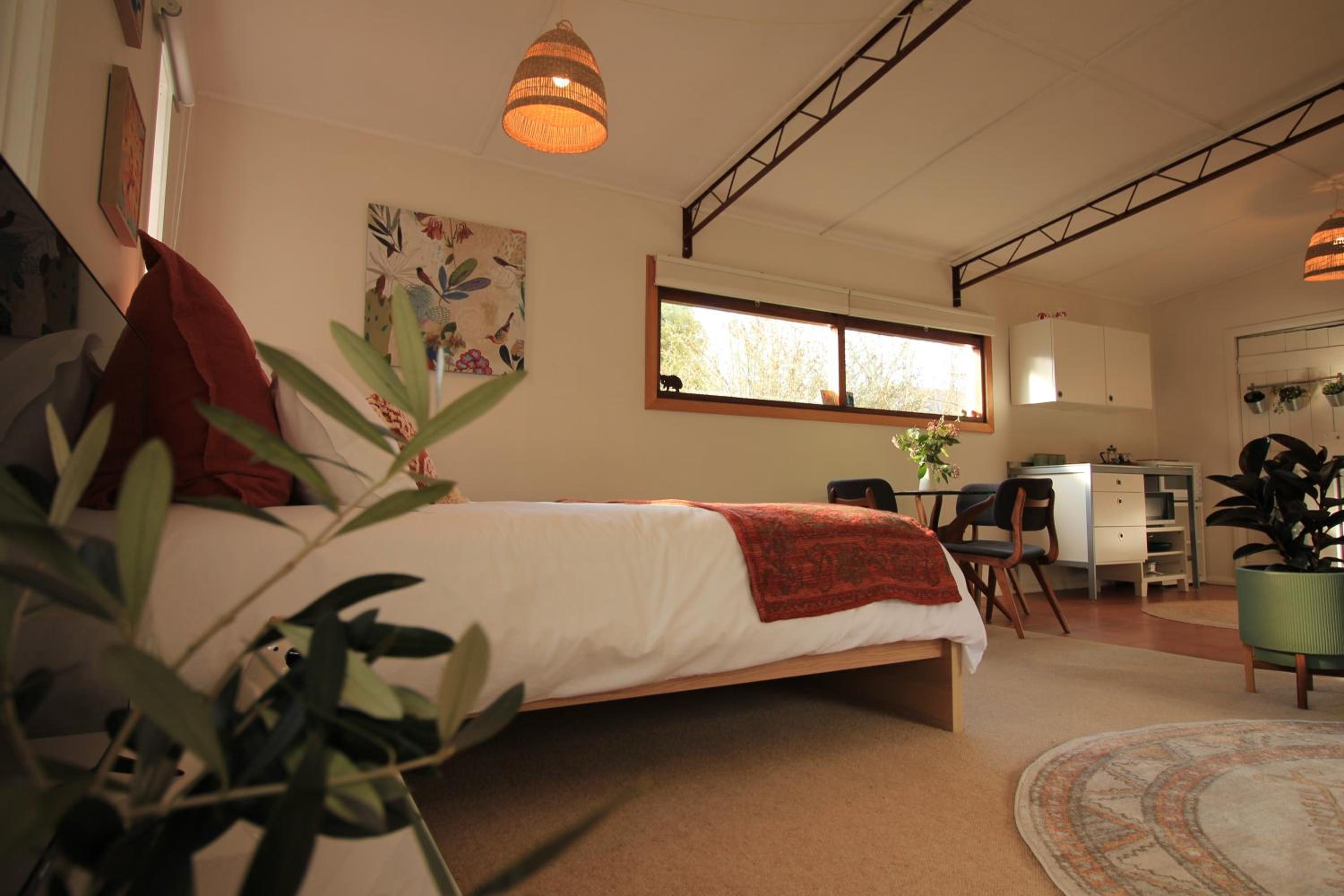 One-Bedroom House photo 1
