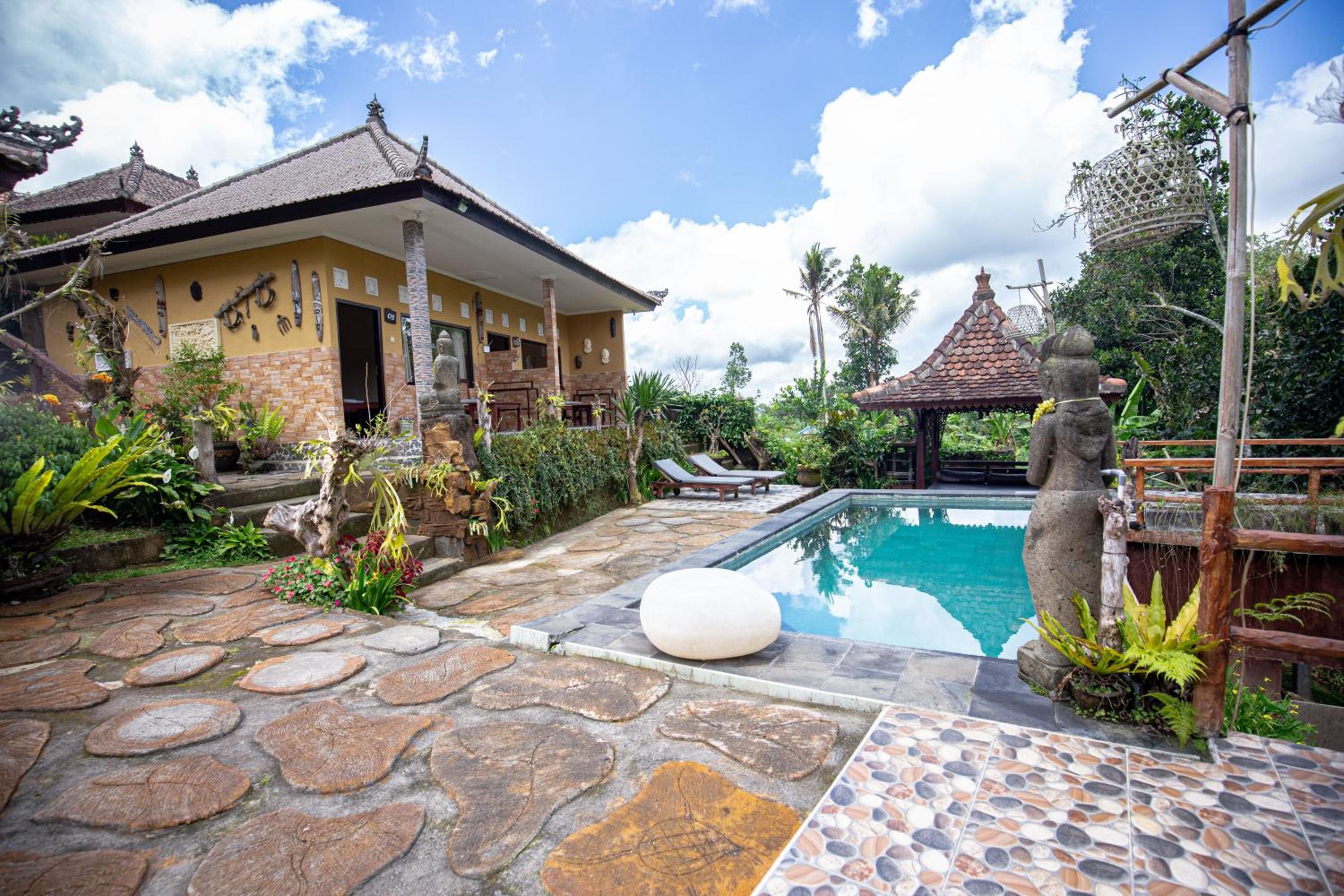 Double Room with Pool View - Photo 5