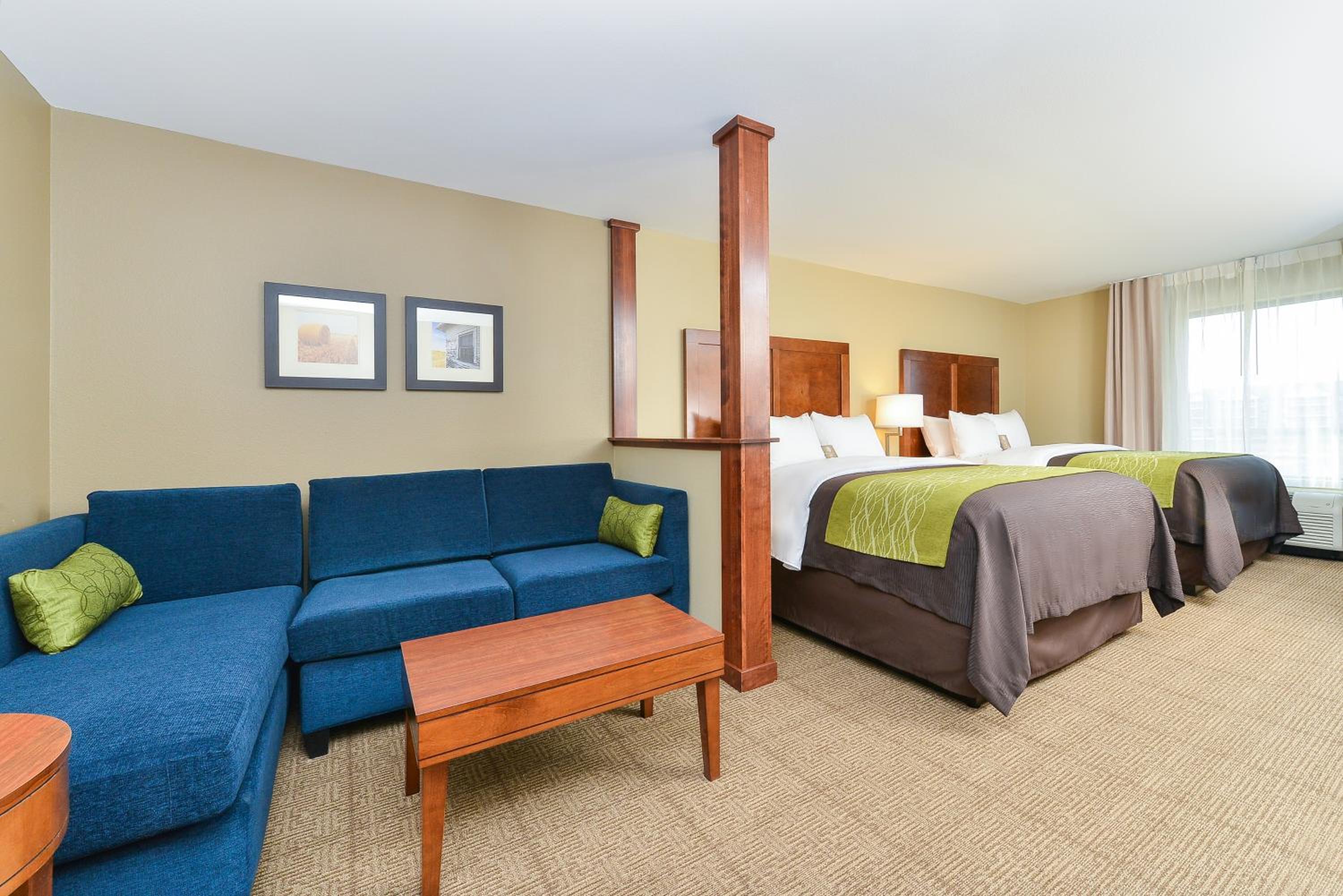 Suite with Two Queen Beds - Accessible/Non-Smoking