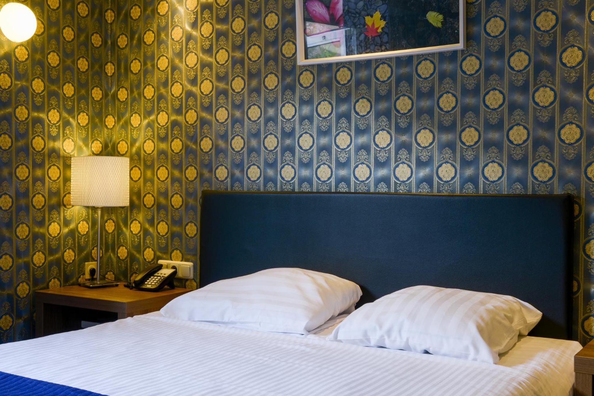 Budget Single or Double Room - Photo 5