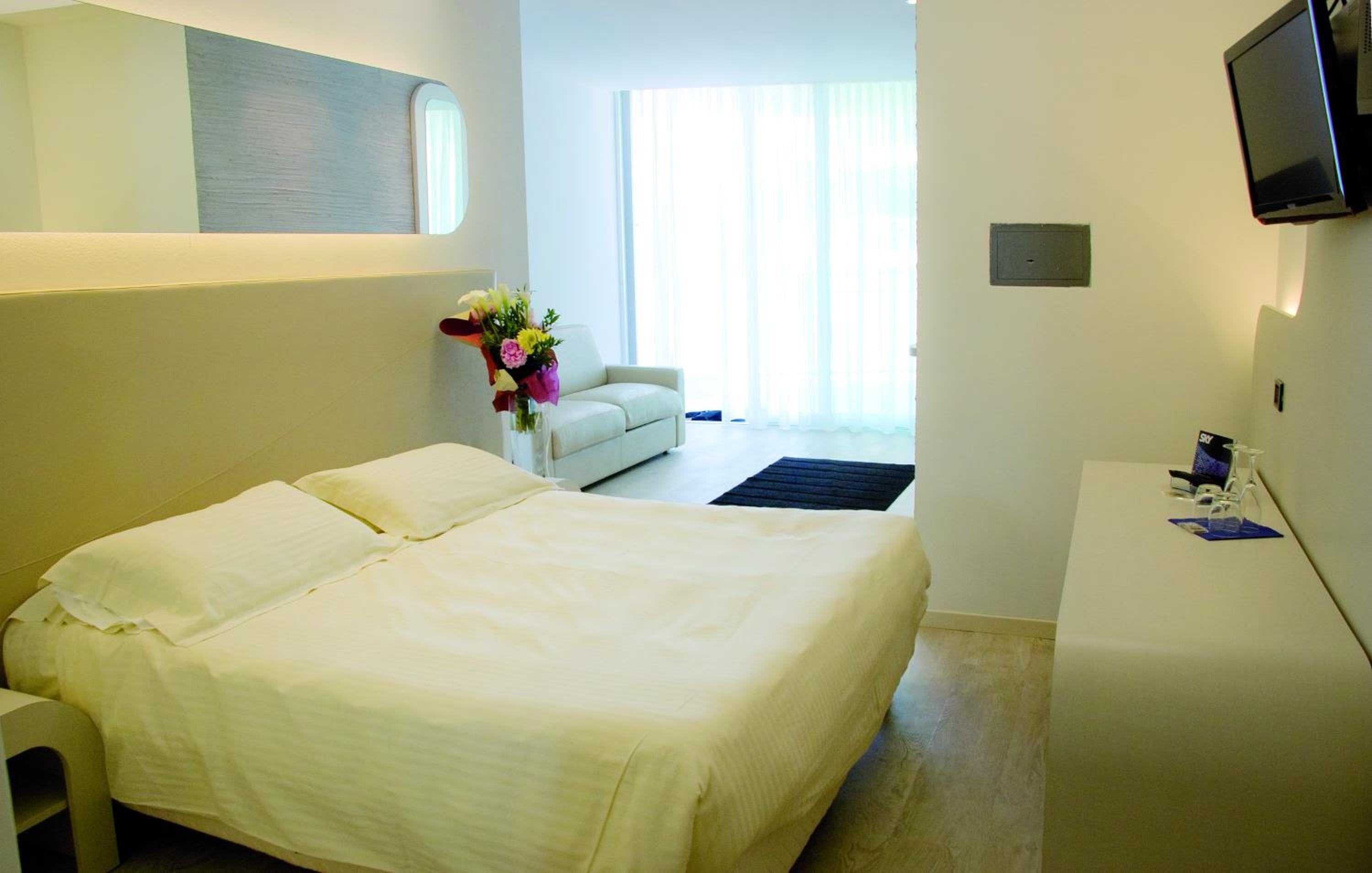 Superior Triple Room - Photo 1