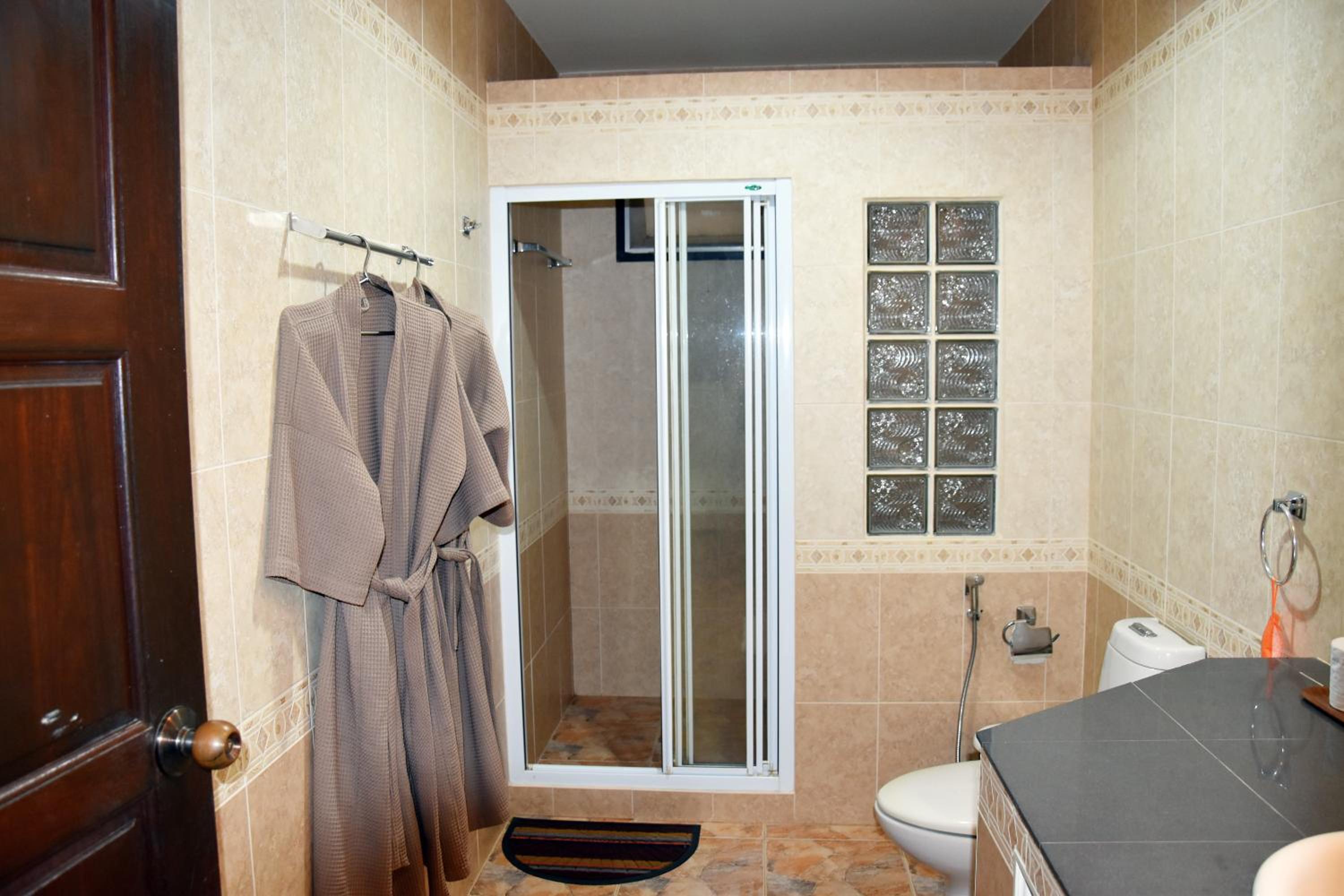 Two-Bedroom Apartment - Photo 3