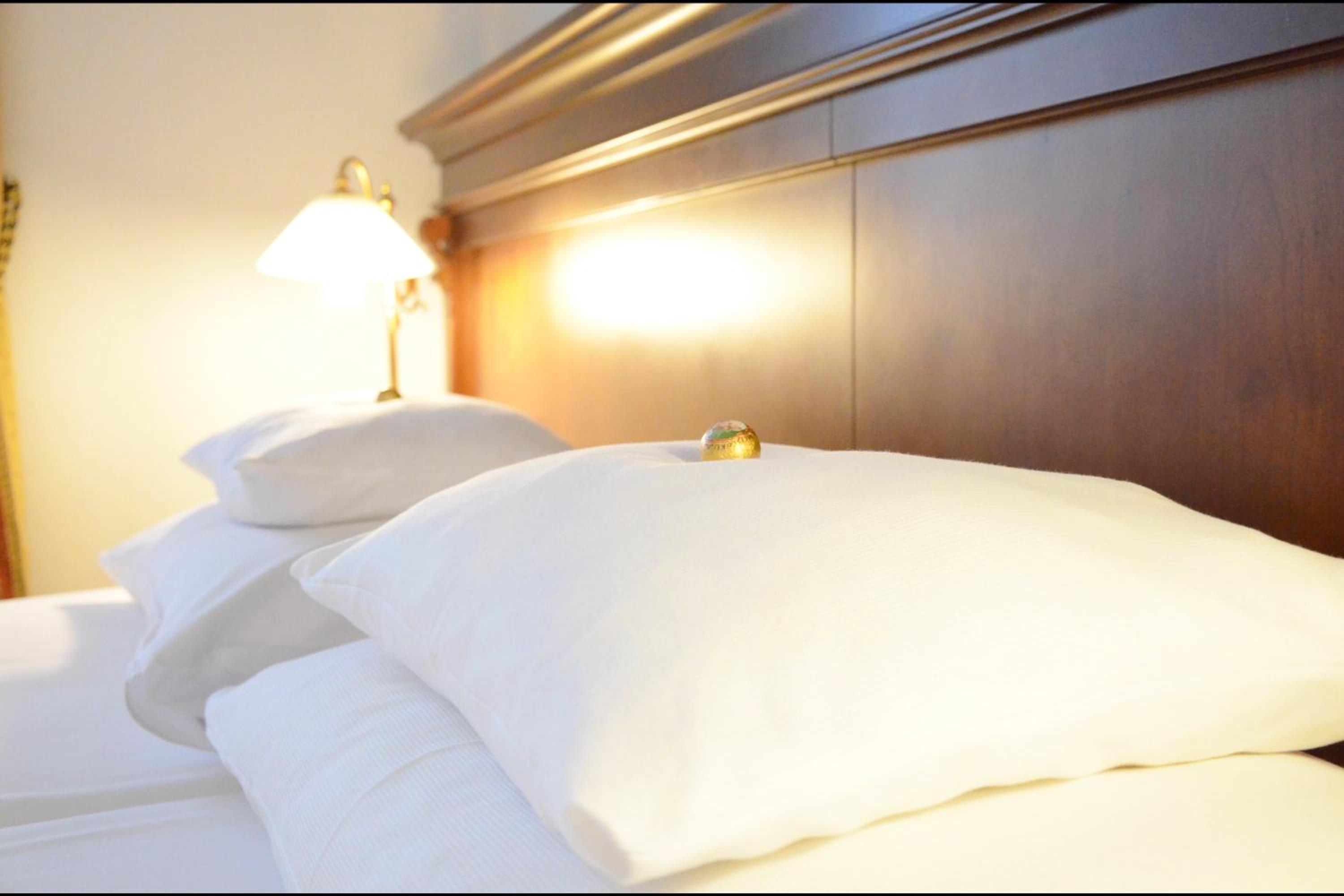 Standard Double Room - Photo 13