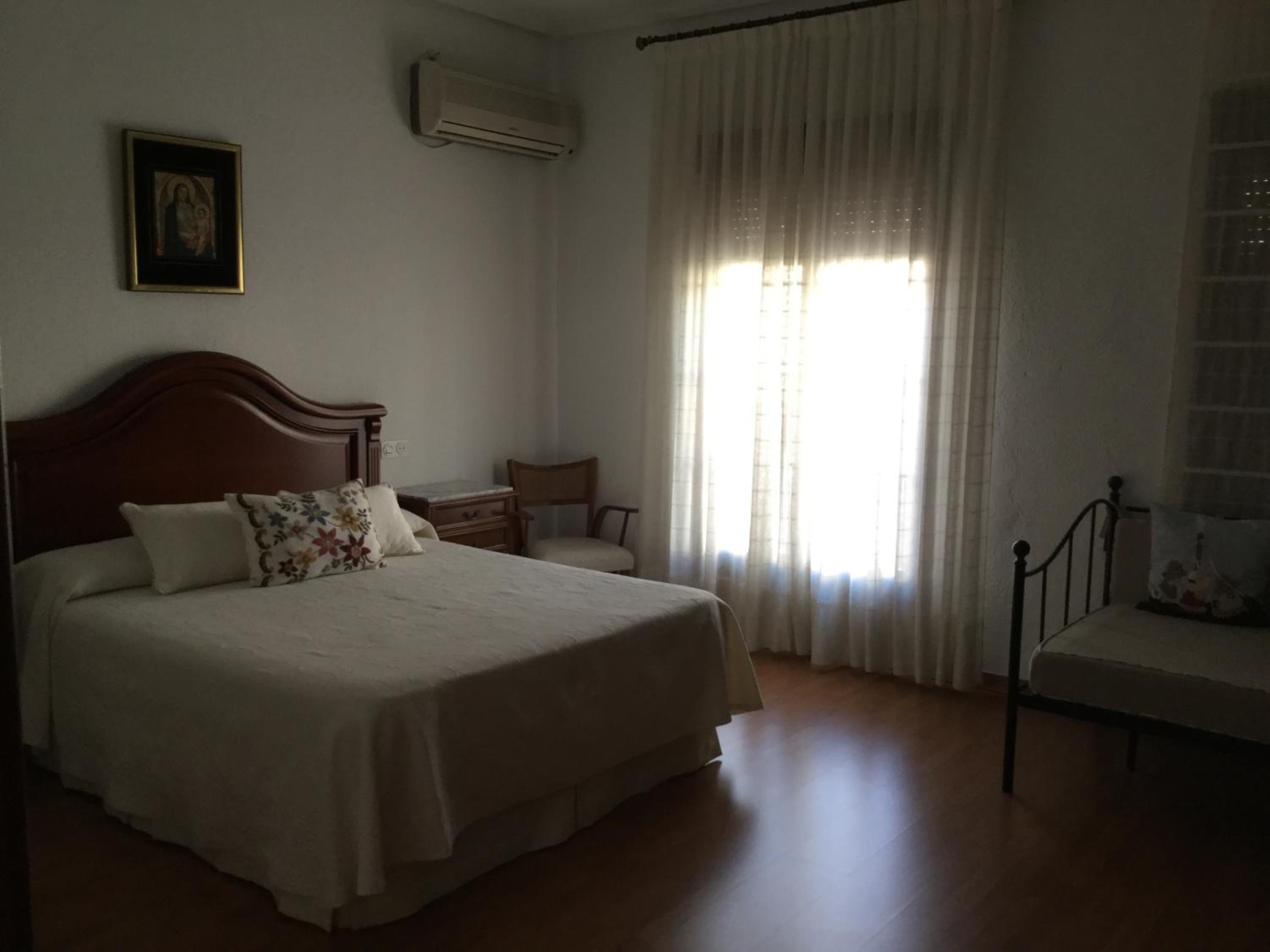 Double Room with Private Bathroom photo 1