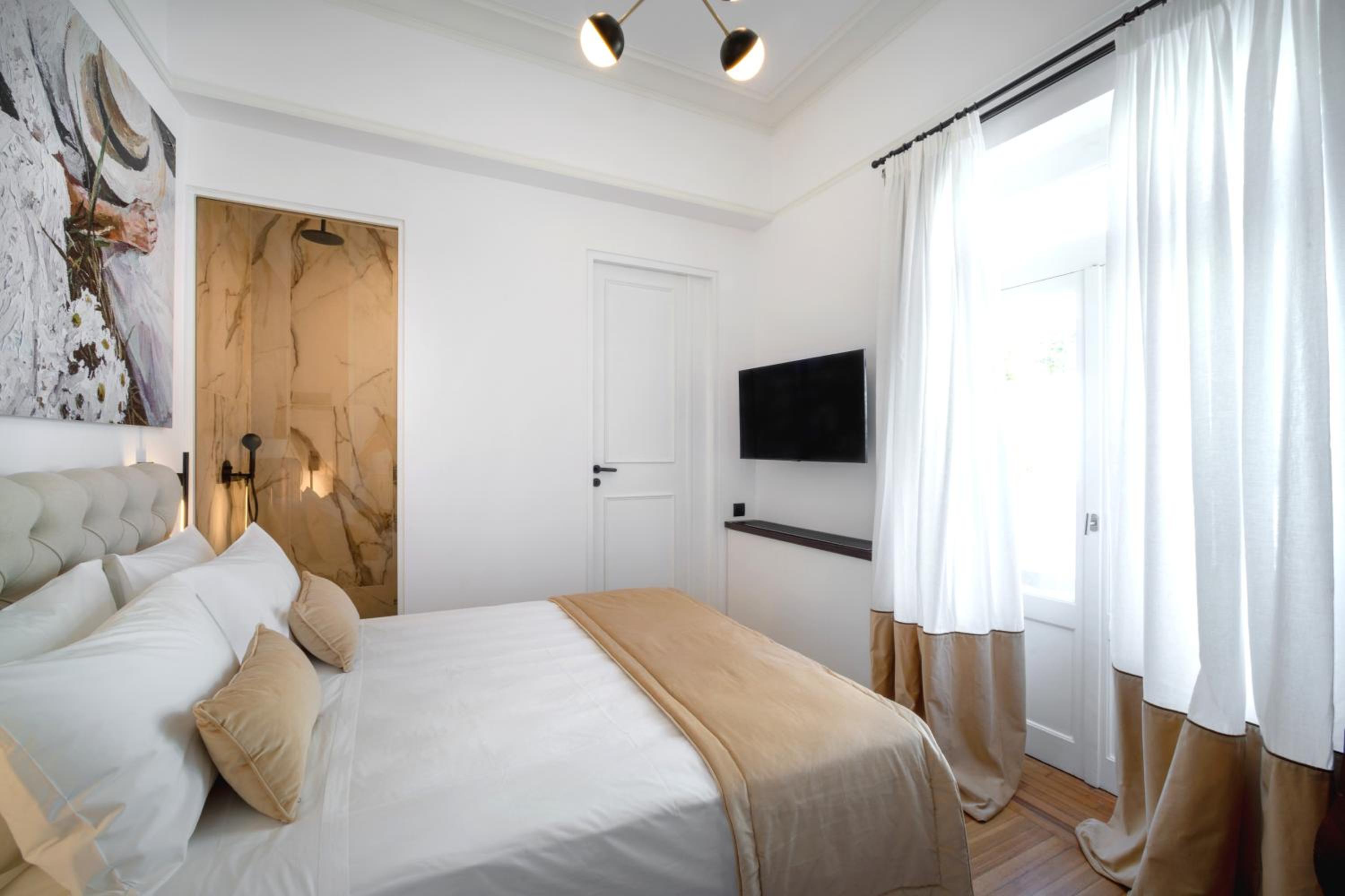 Superior Double Room with Lycabettus View photo 2