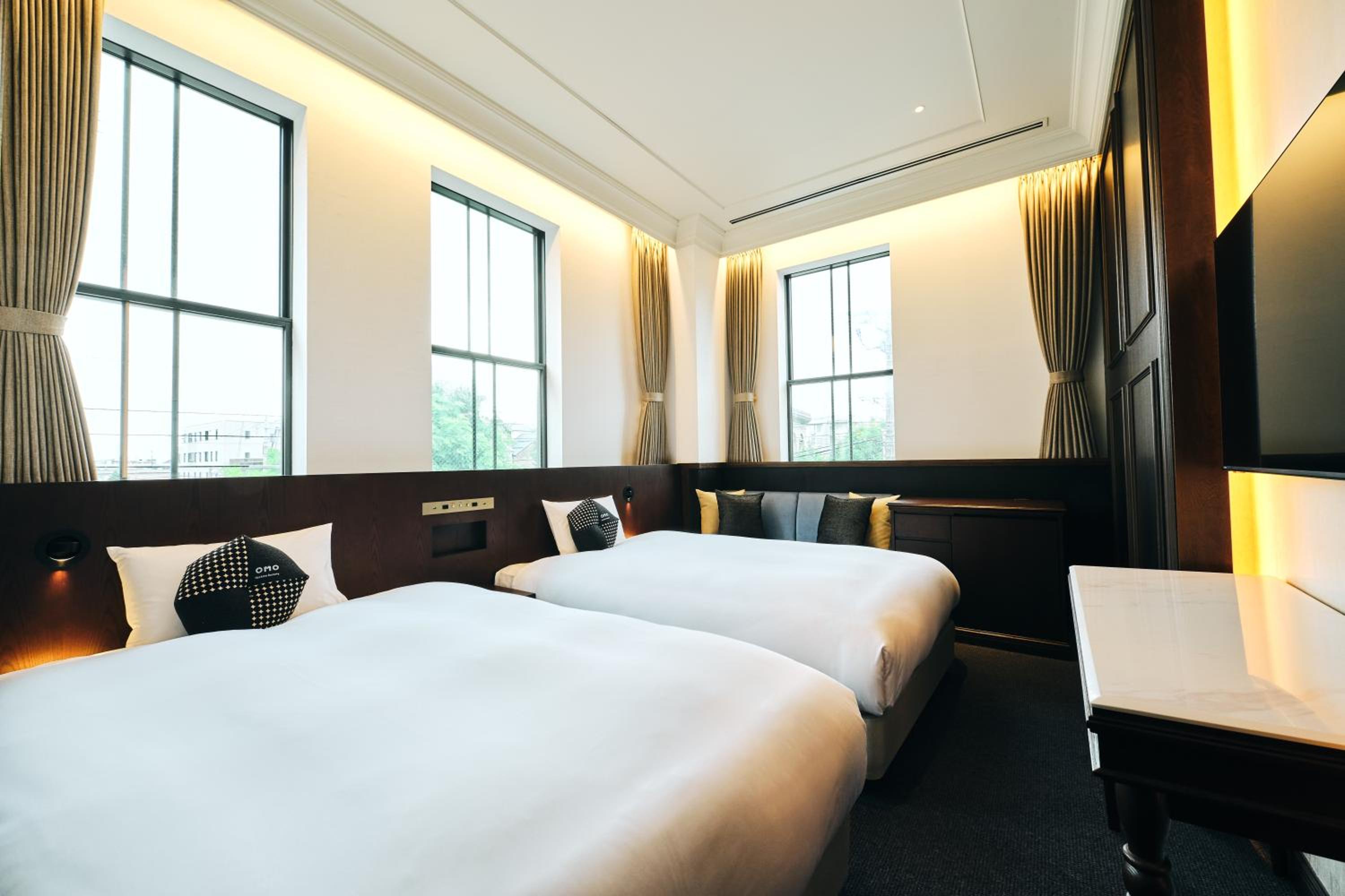 Superior Twin Room - Photo 1