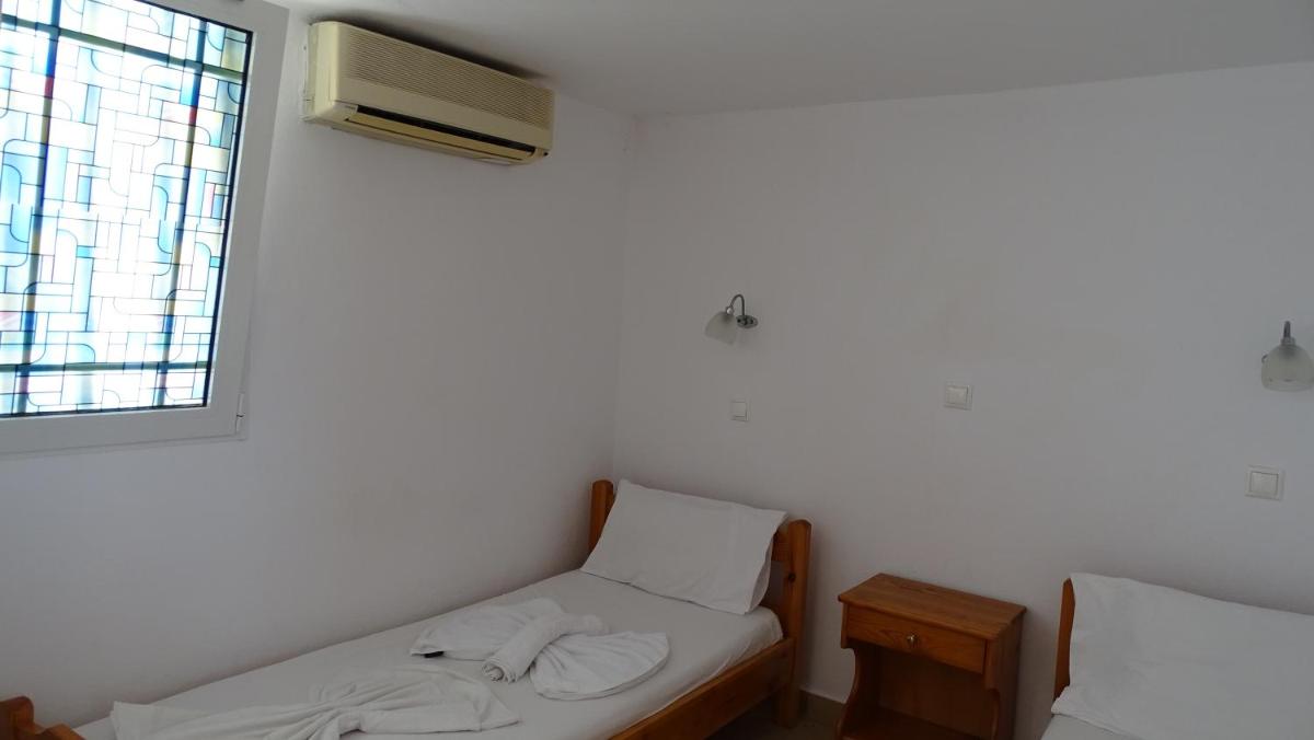 Twin Room with Shared Veranda