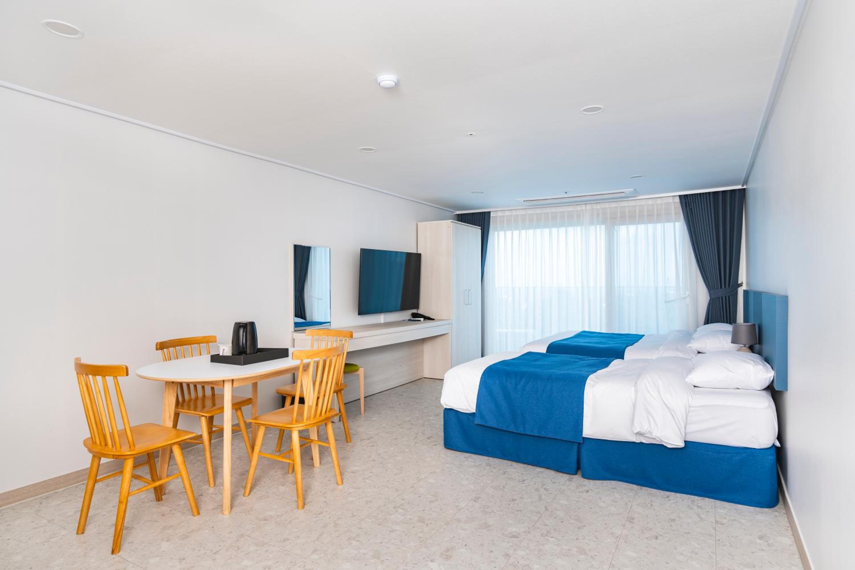 Deluxe Twin Residence photo 1