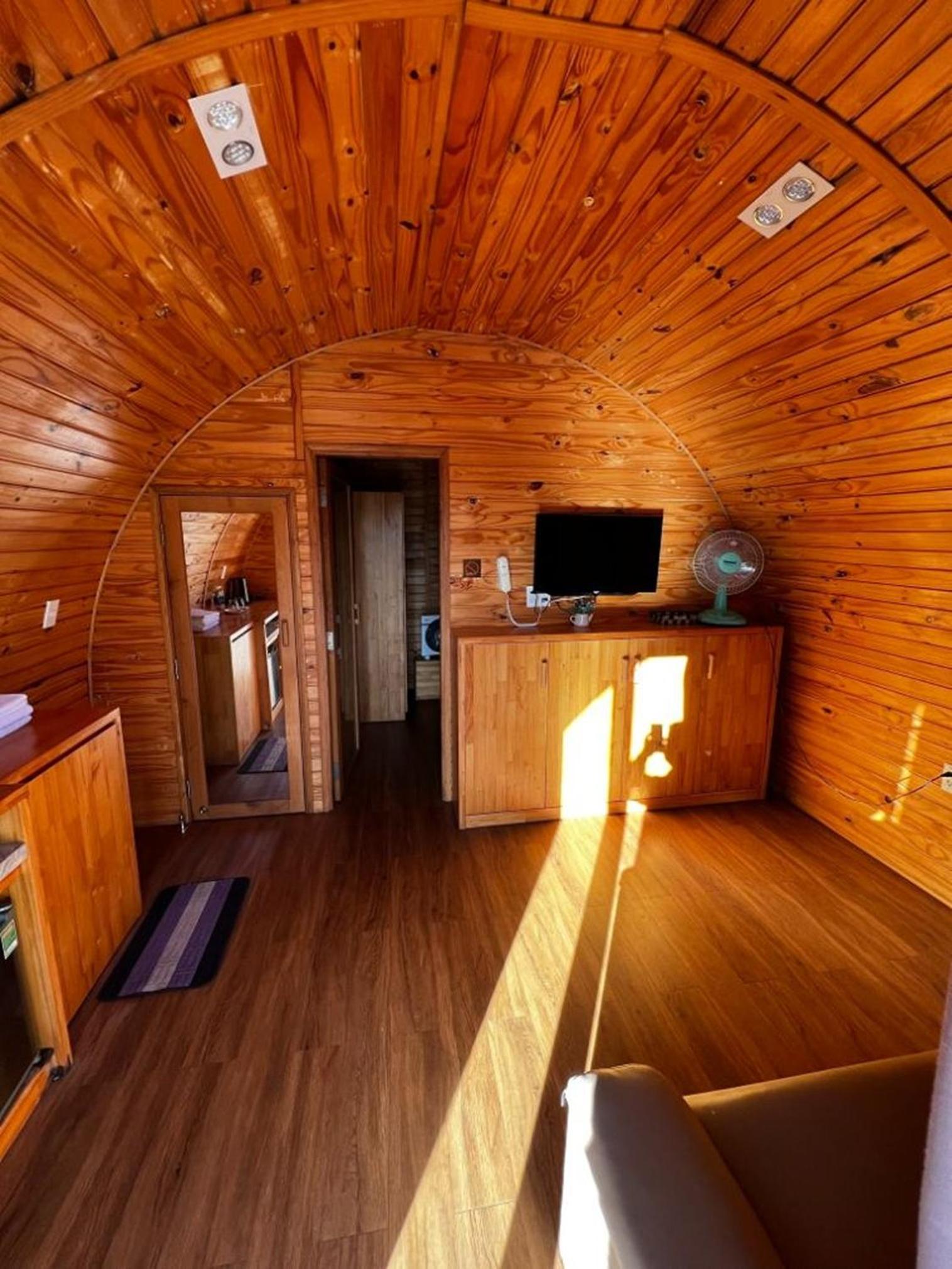Deluxe Room - Photo 3