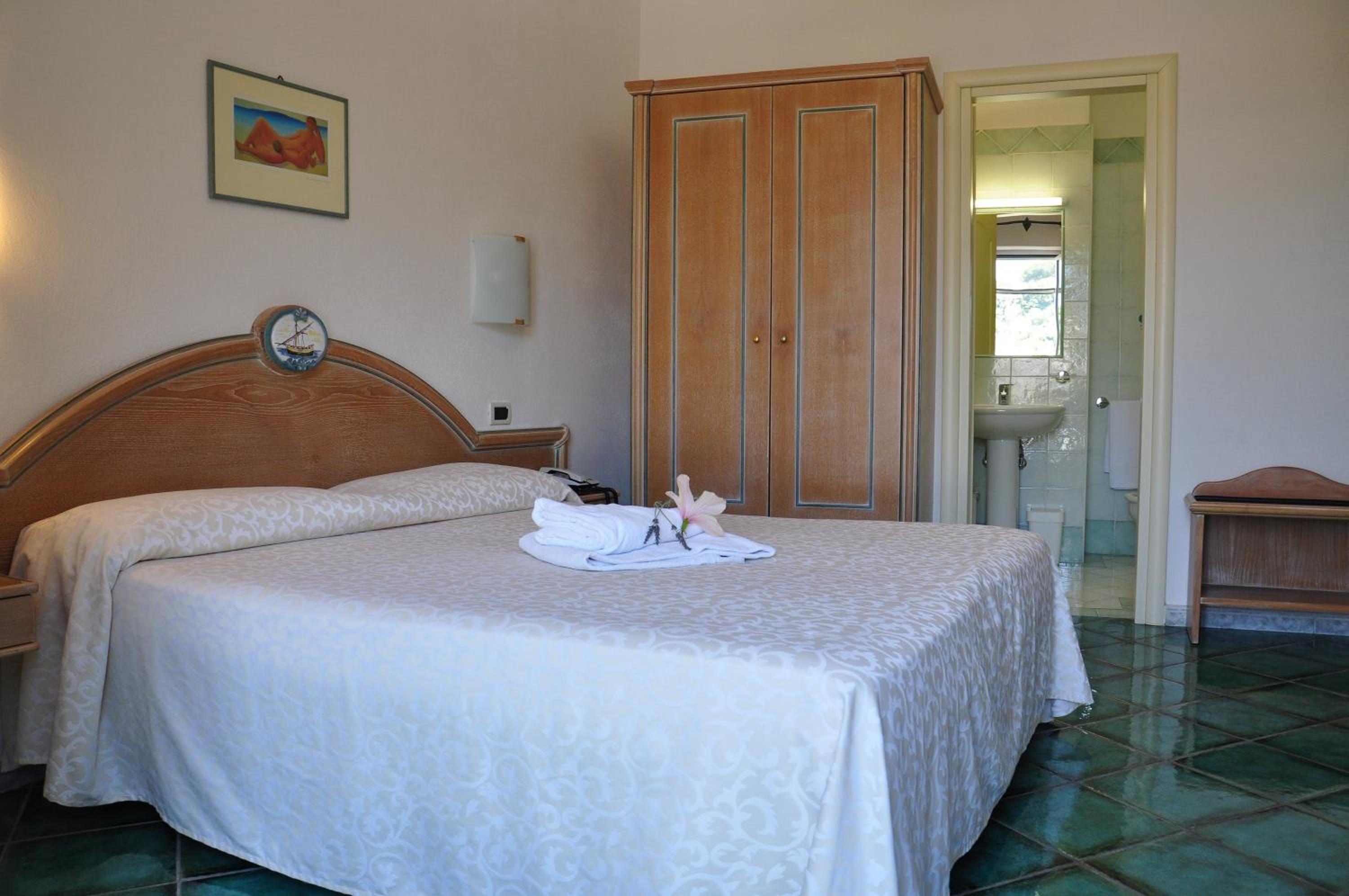 Comfort Double or Twin Room
