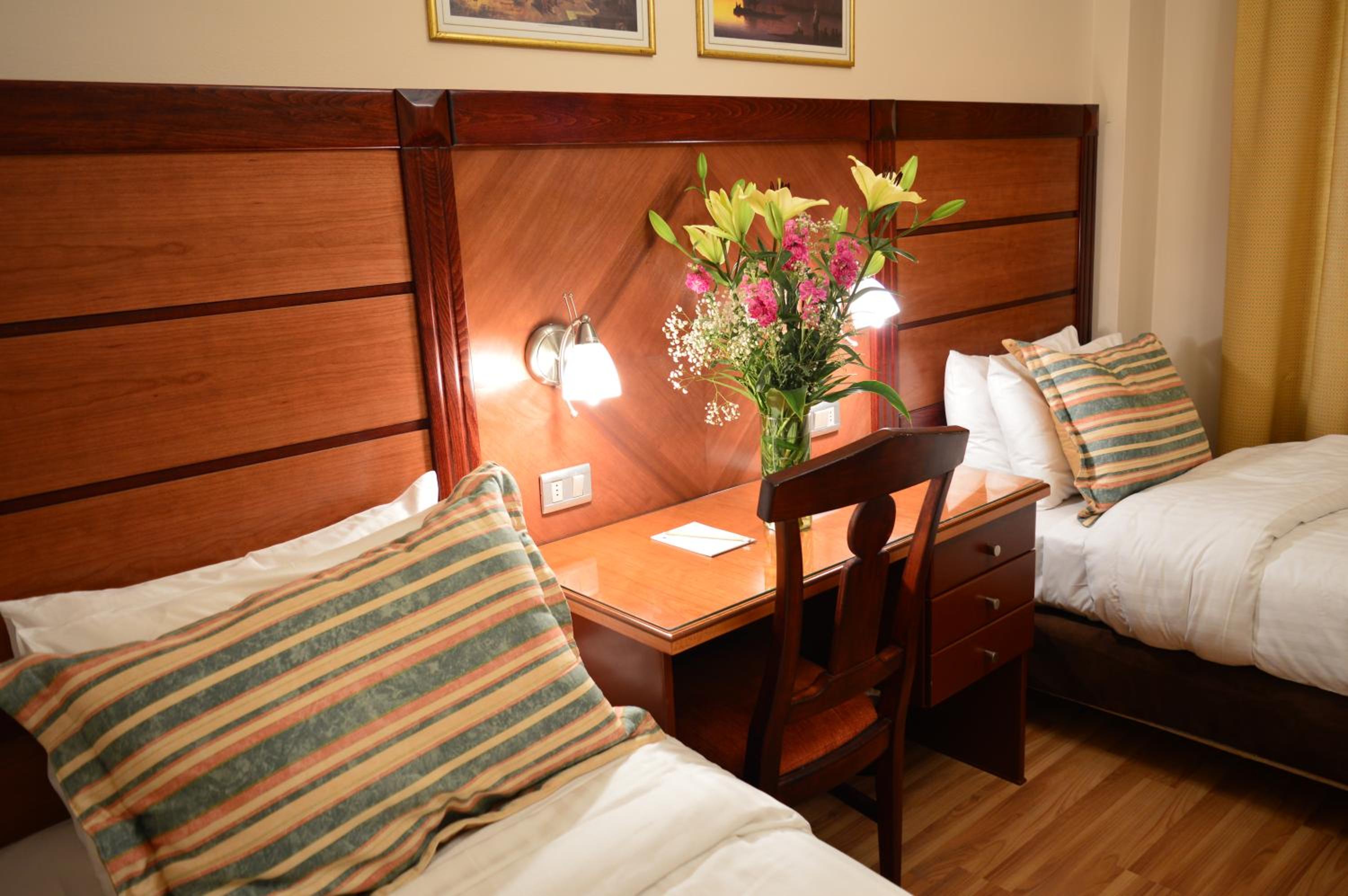Deluxe Suite