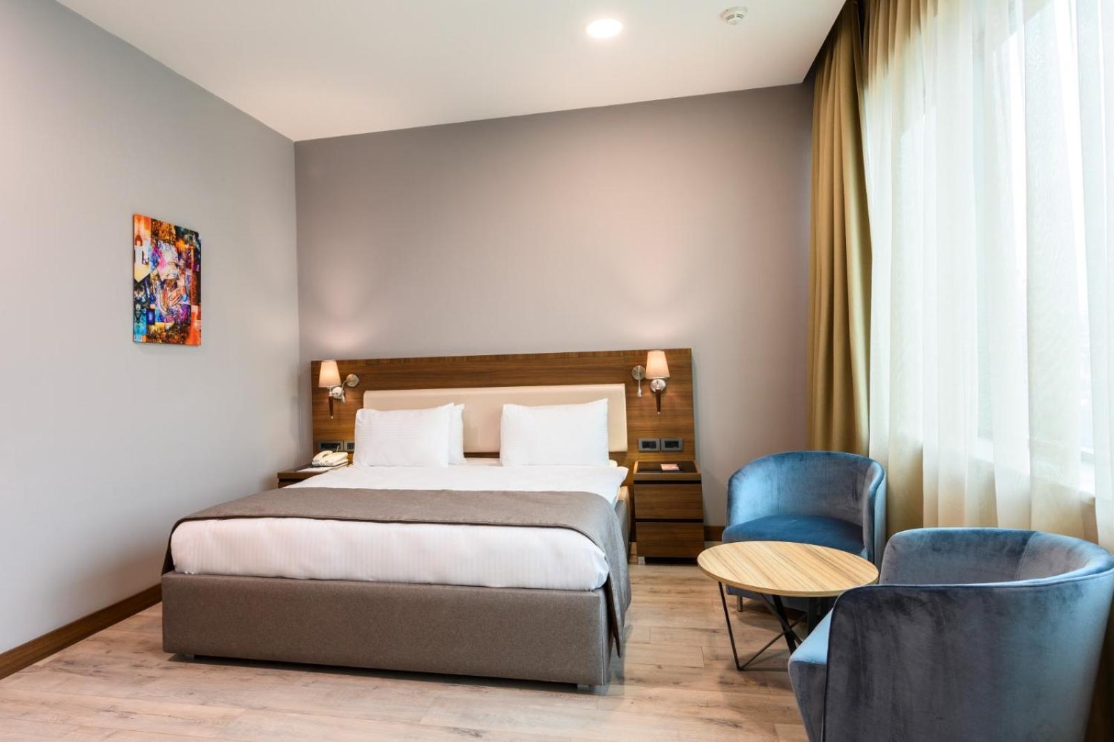 Superior King Room photo 1