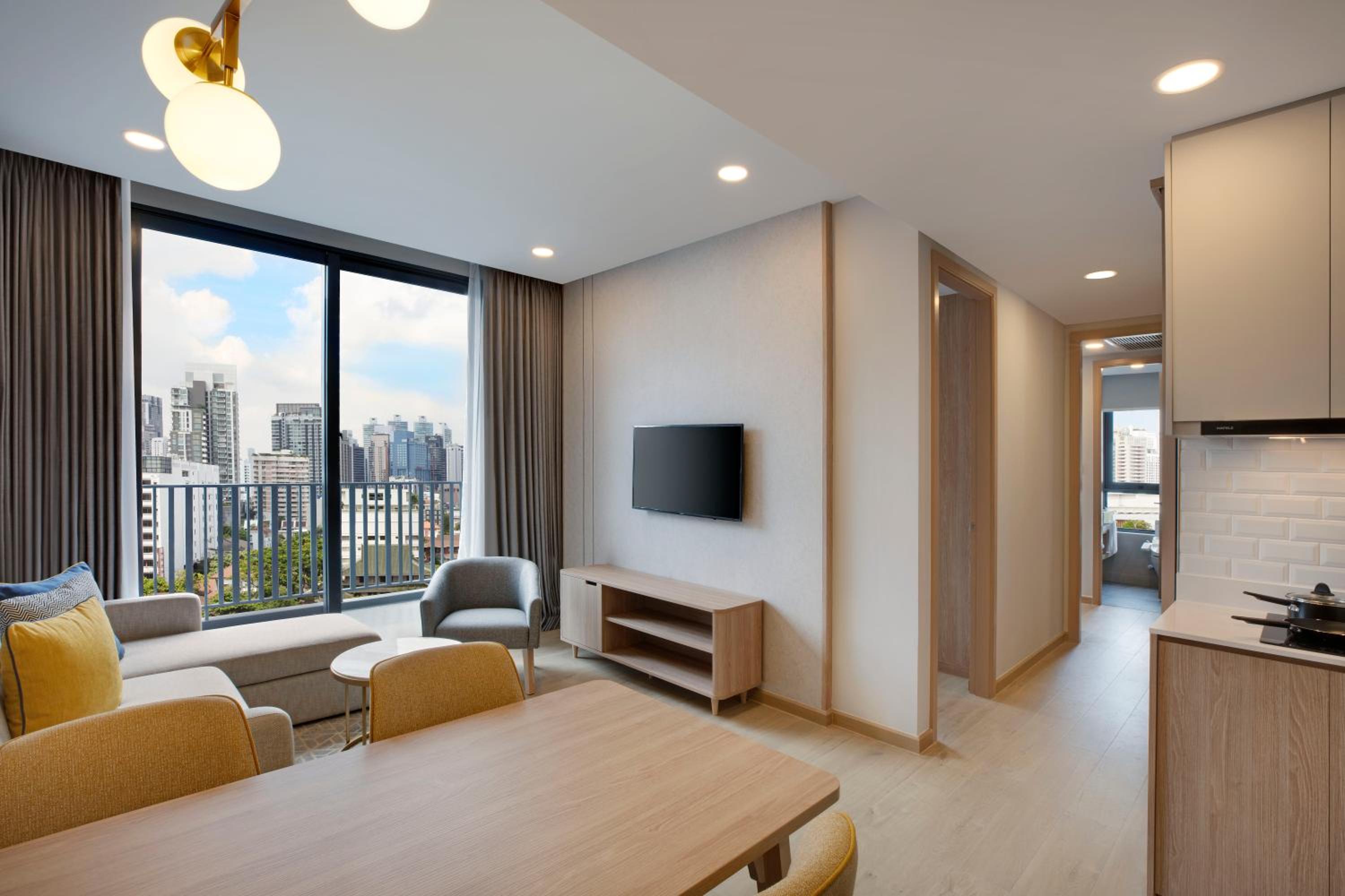 Two-Bedroom Suites with One King and Two Twin Beds