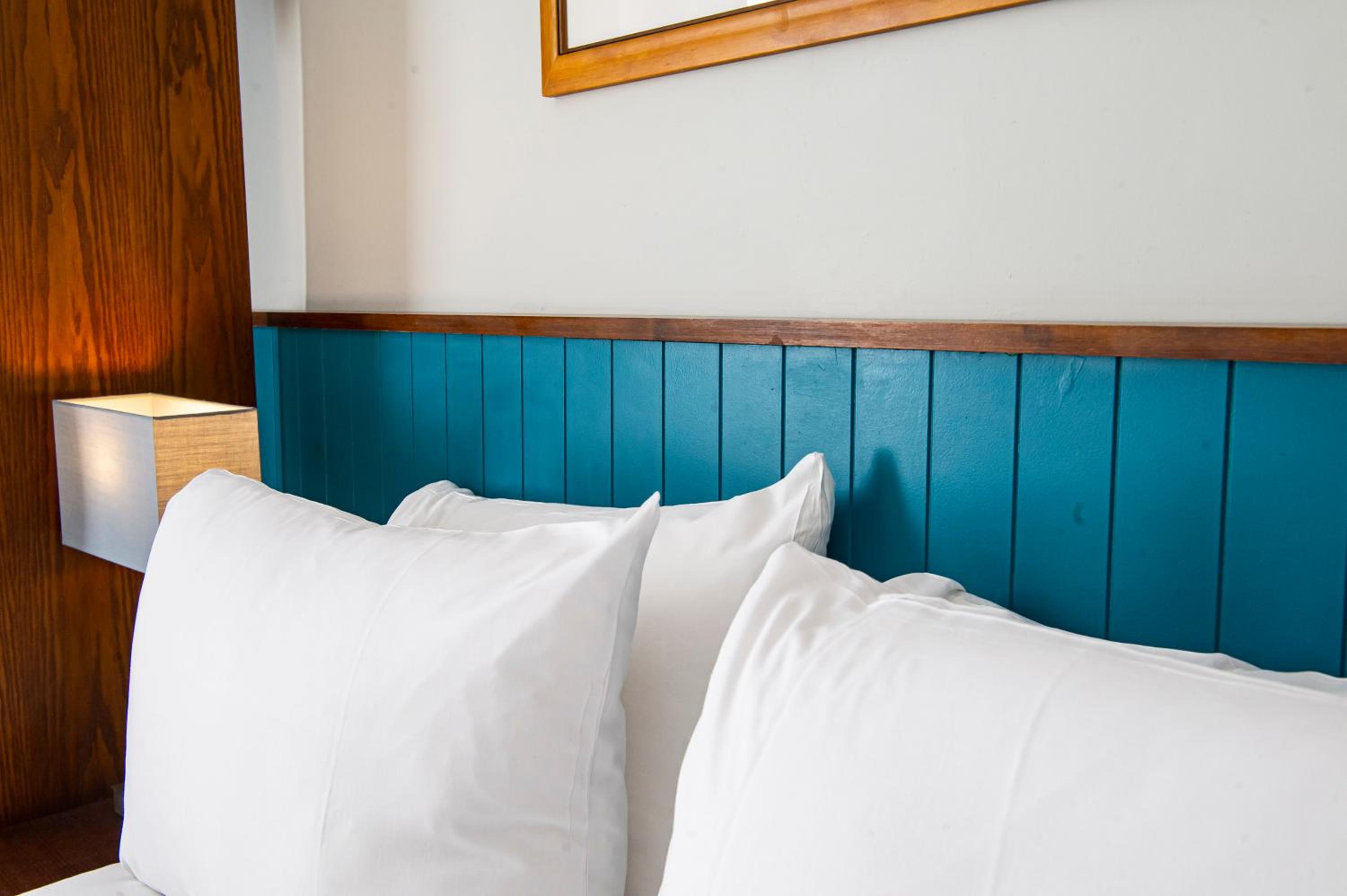 Double Room - Photo 10