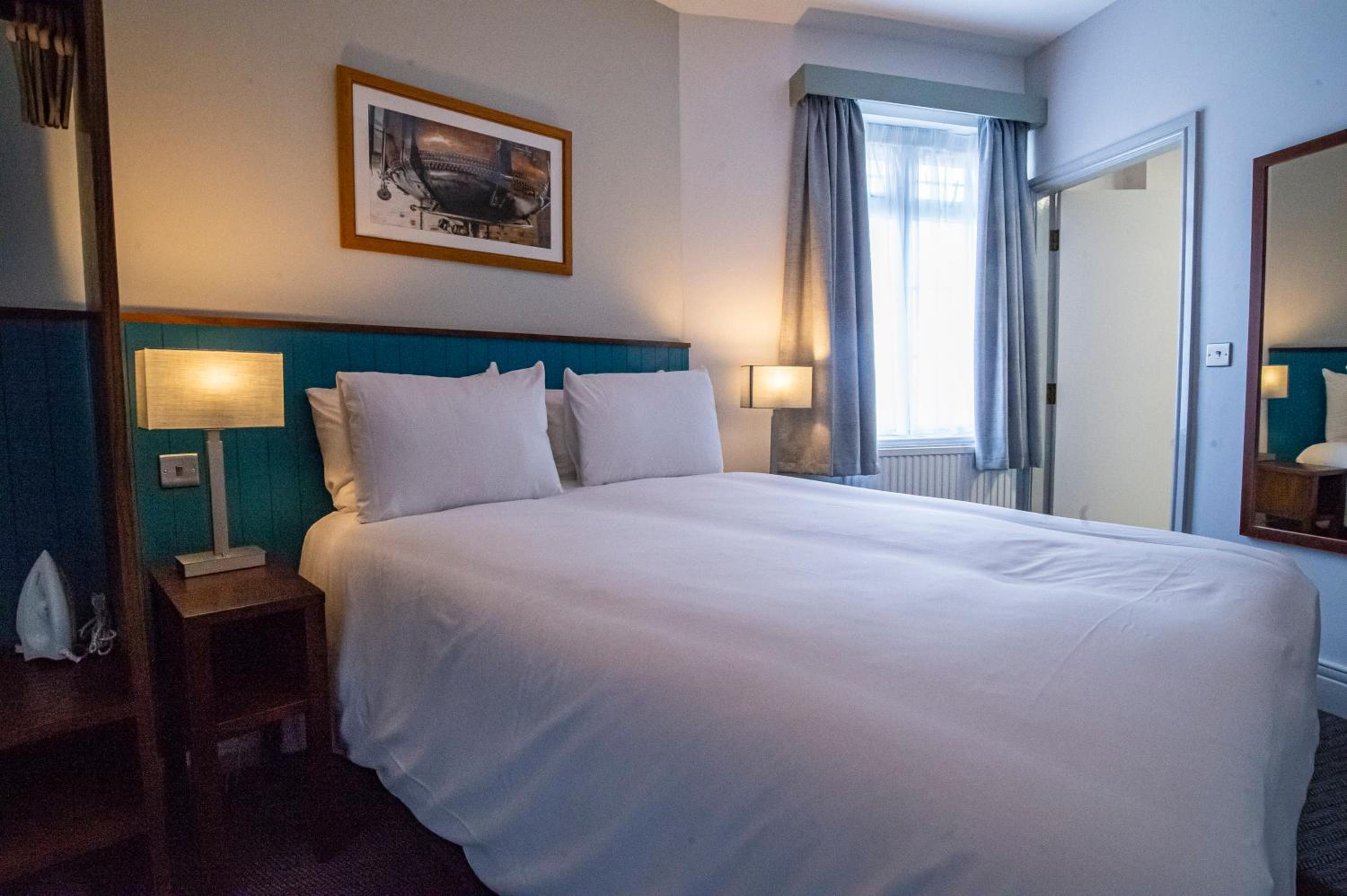 Double Room - Photo 7