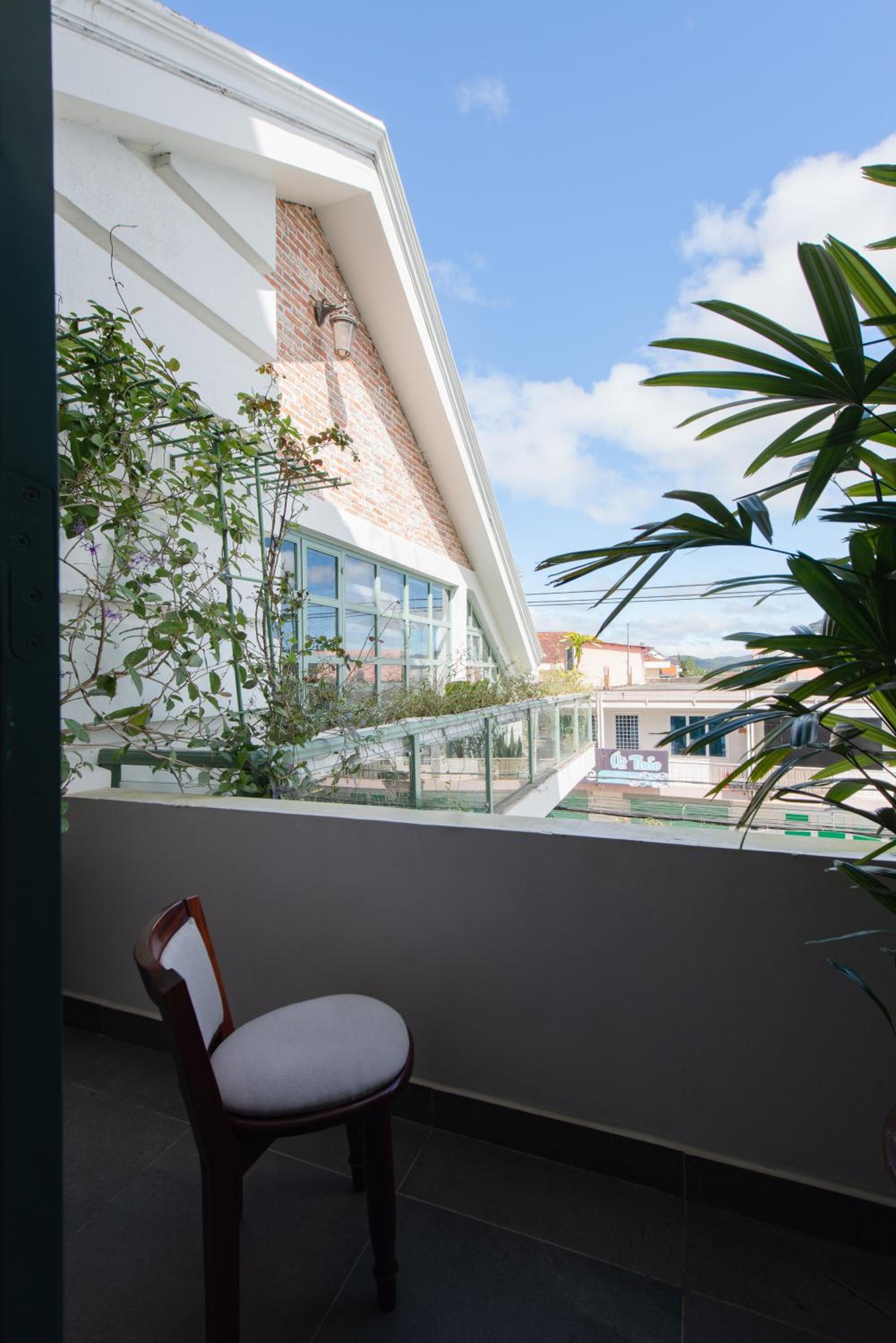 Superior Double Room with Balcony - Photo 25