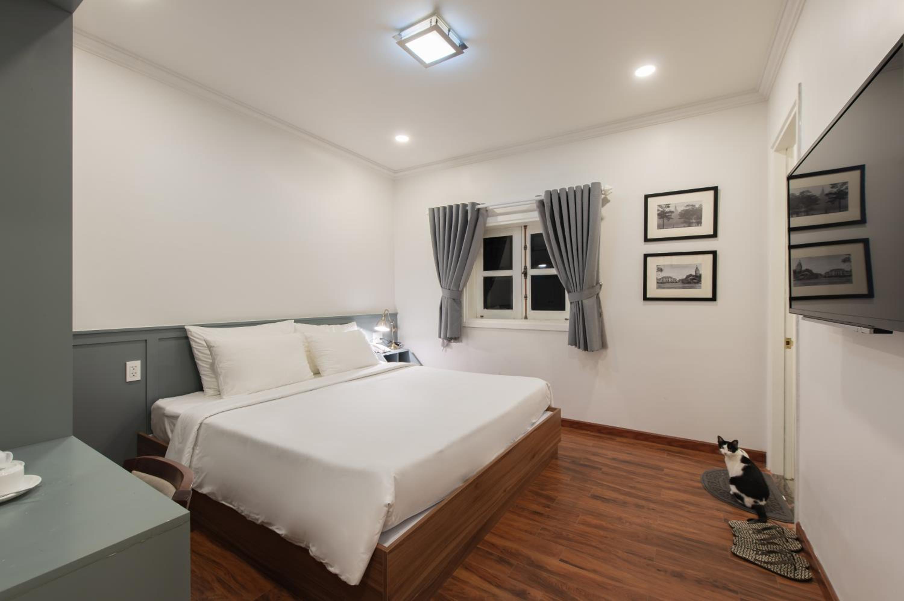 Standard Double Room - Photo 15