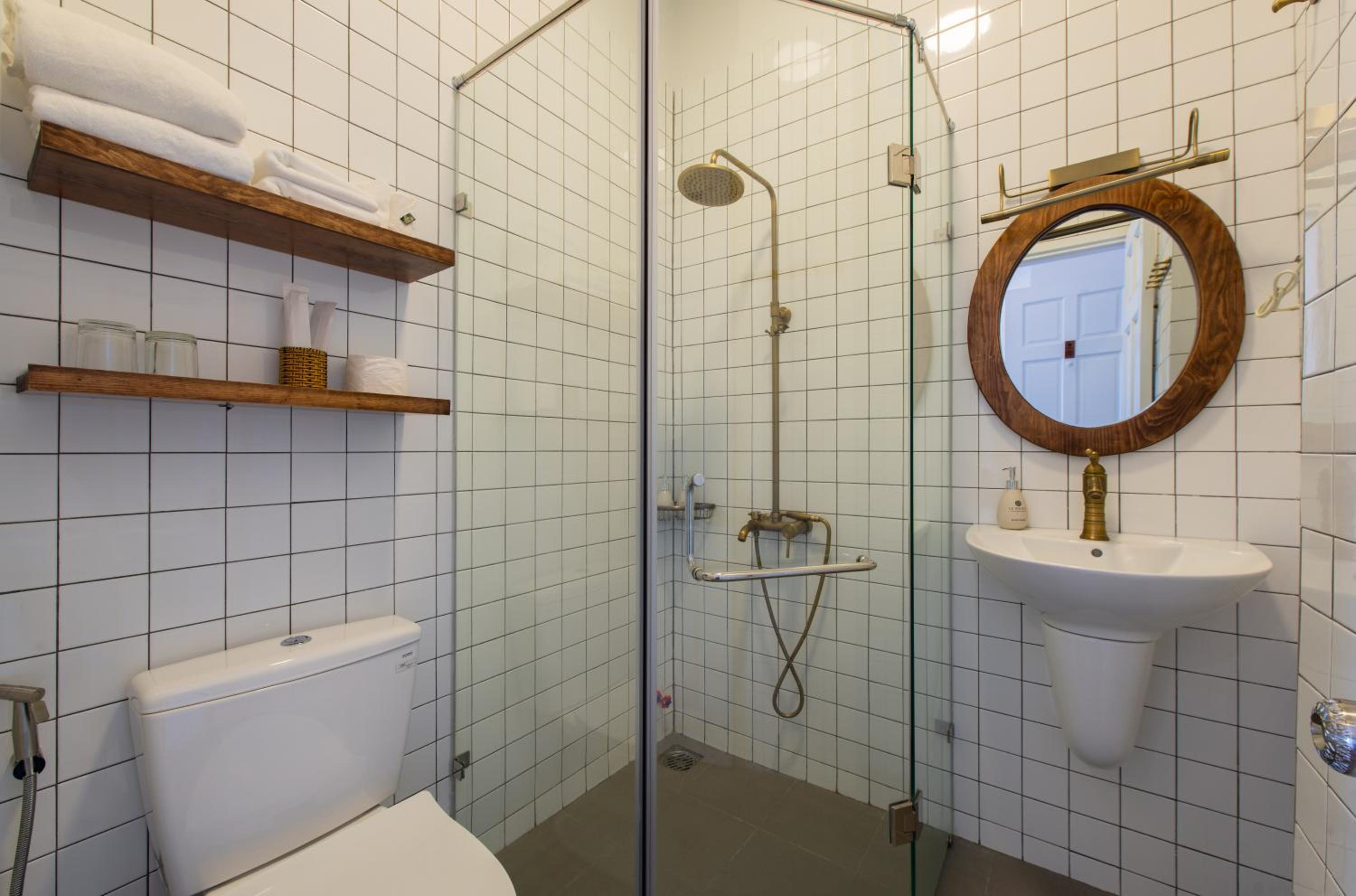 Standard Double Room - Photo 5