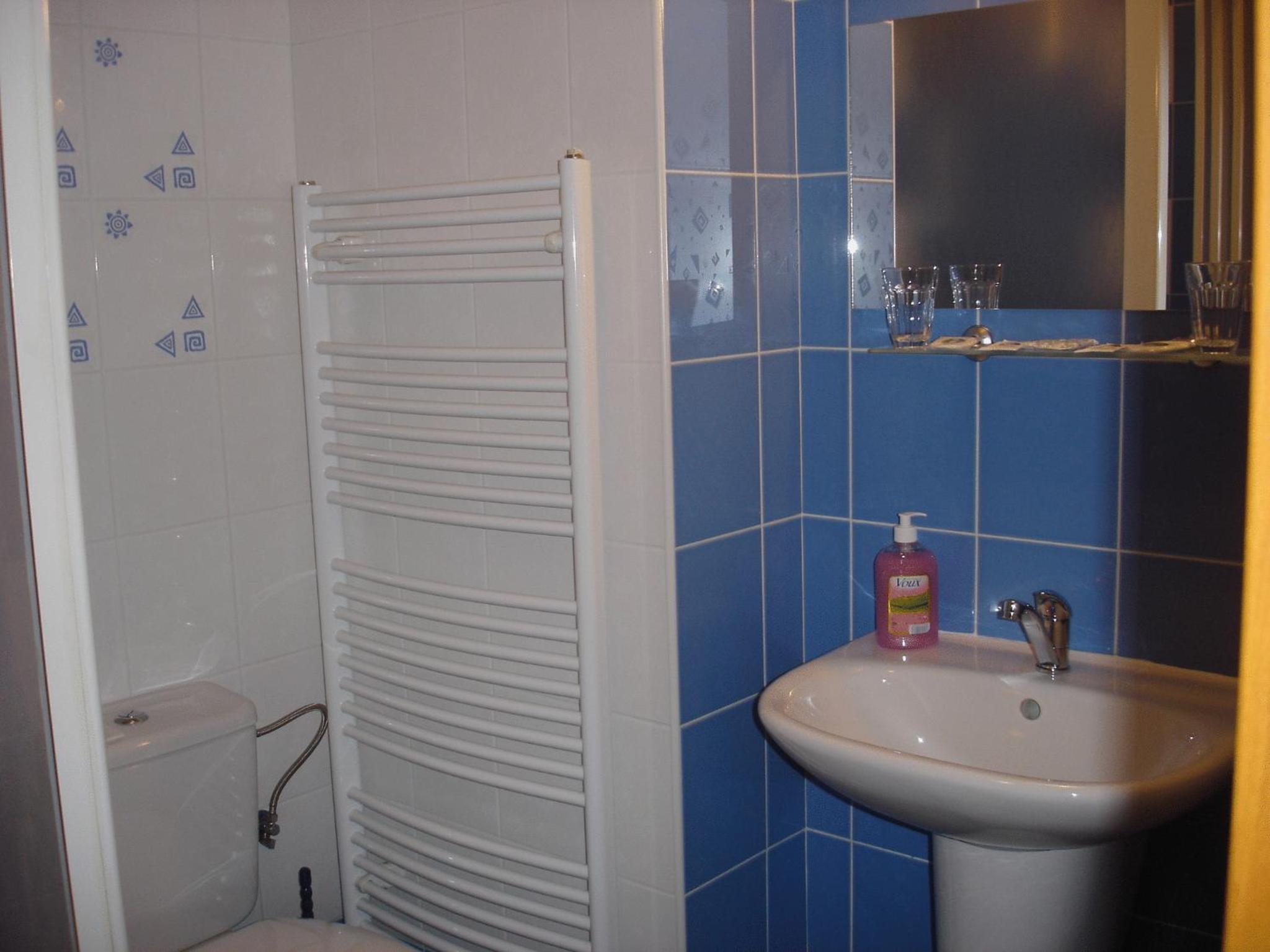 Apartment photo 2