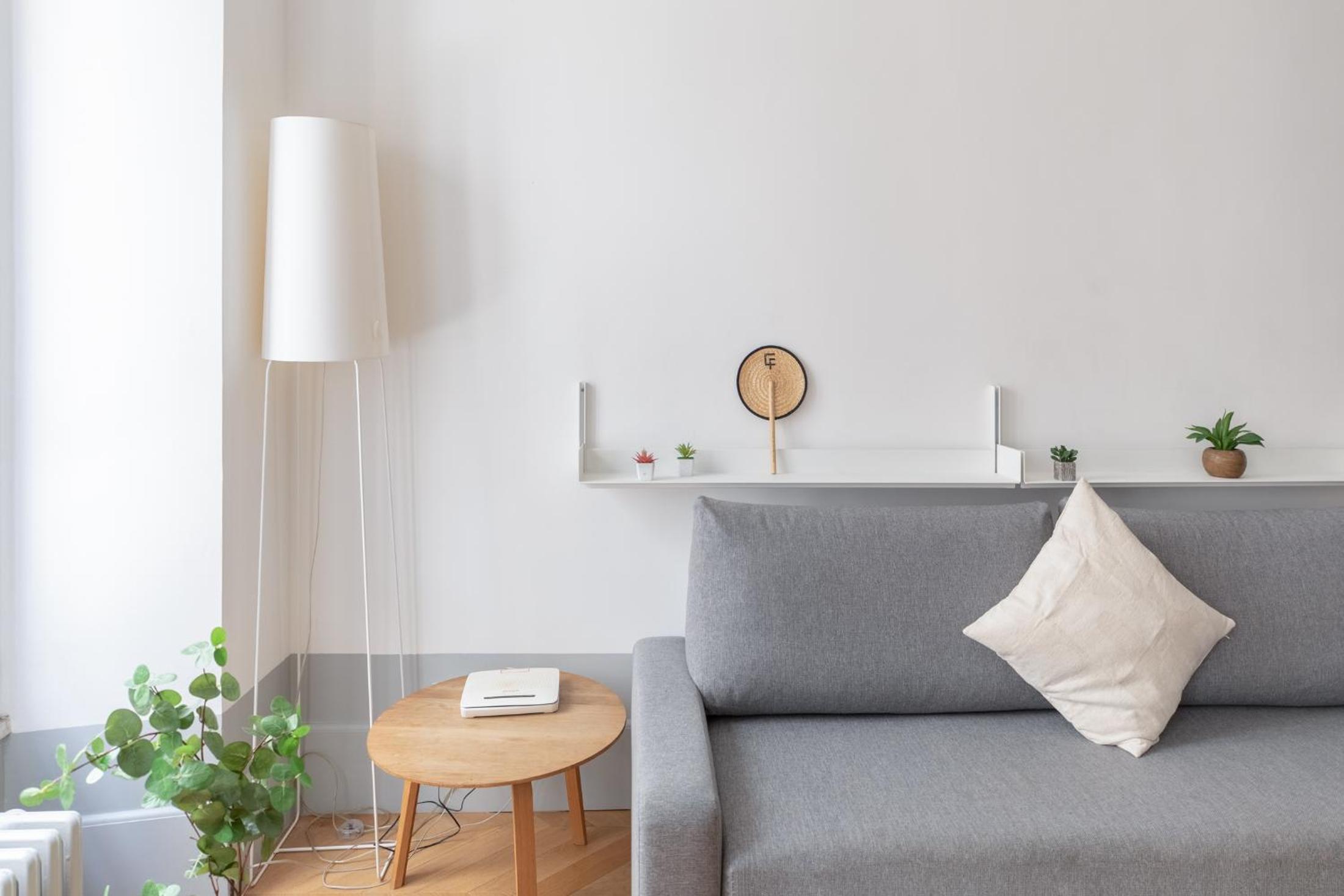 One-Bedroom Apartment
