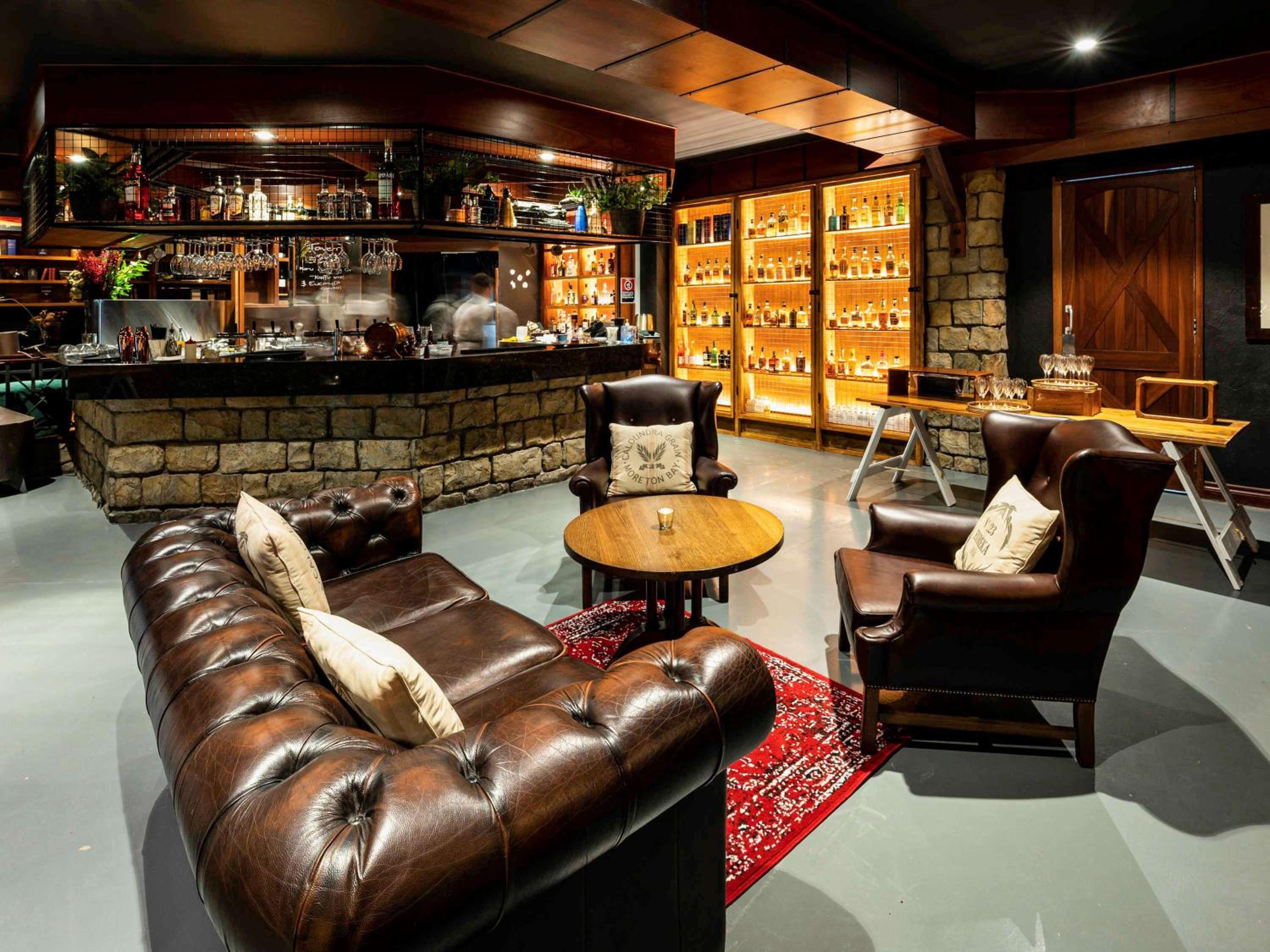 Superior King Room - Photo 3
