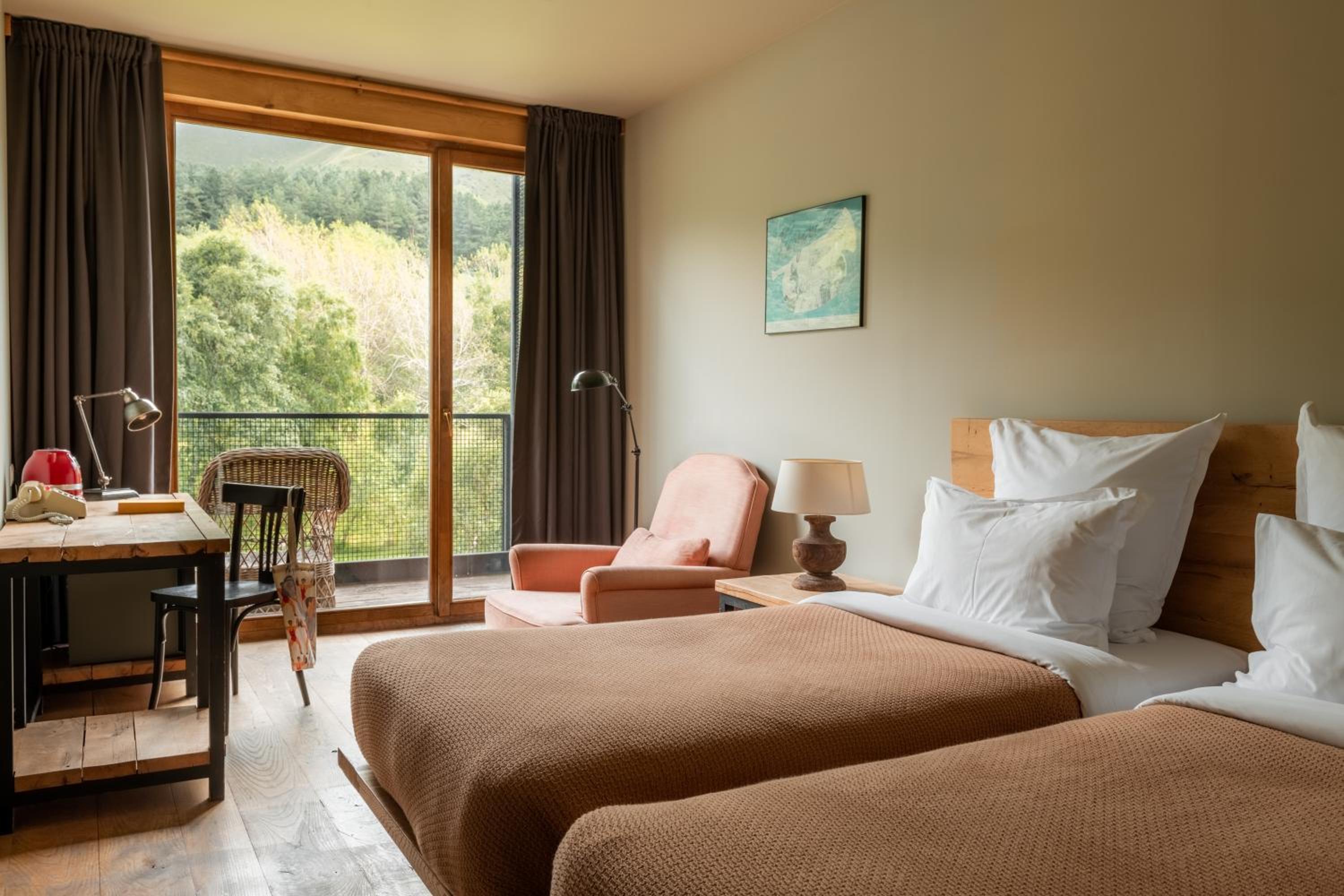 Standard Twin Room - Photo 1