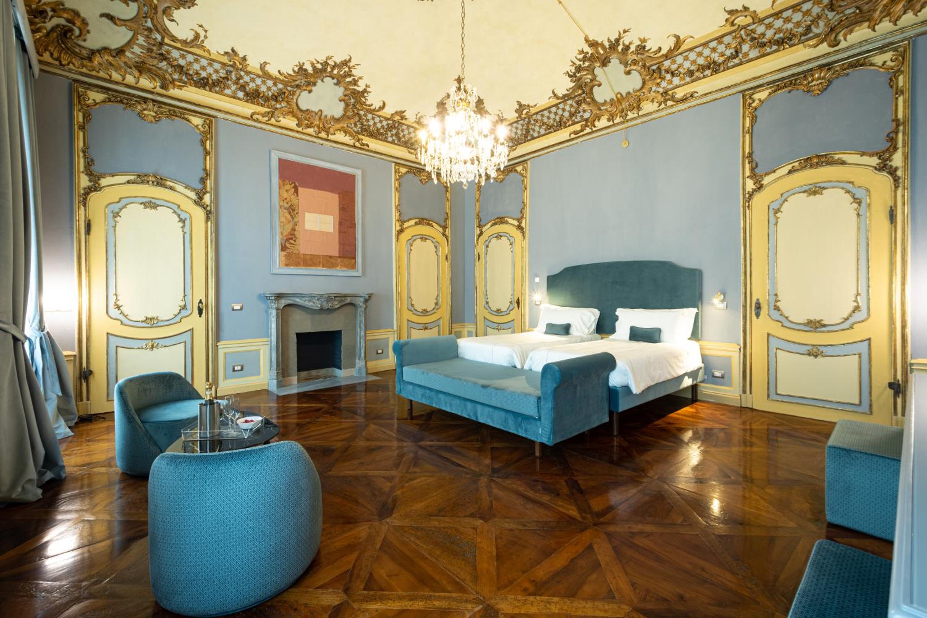 Superior Double or Twin Room - Photo 13