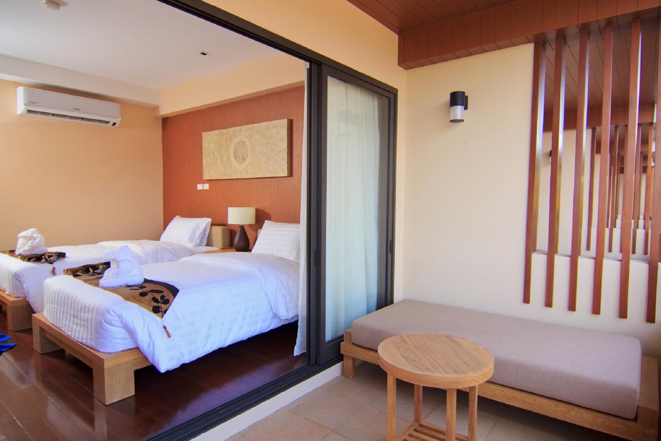 Double or Twin Room with Pool and Ocean View - Photo 2
